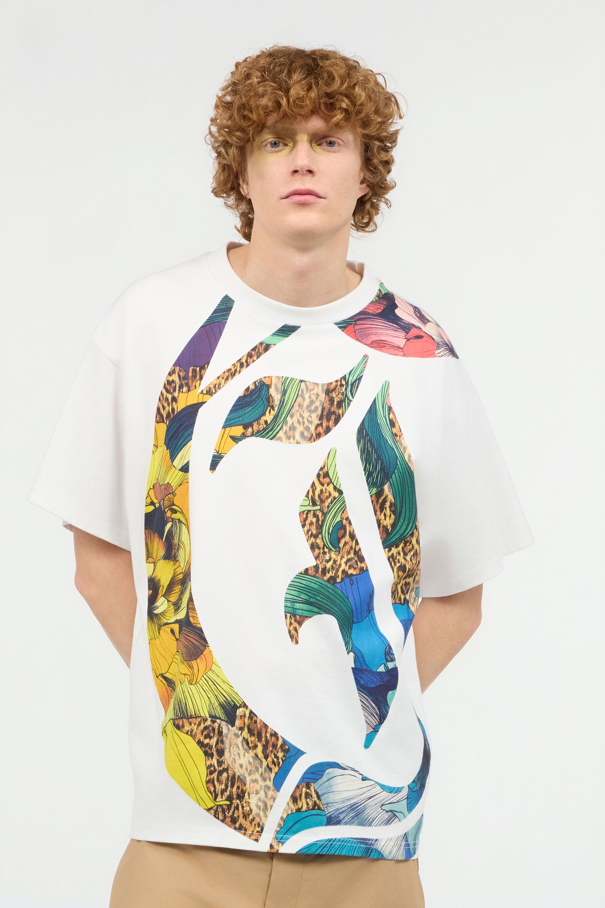 JC T-Shirt With JC Monogram, Jaguar Skin And Floral Print White UFT028-UF048