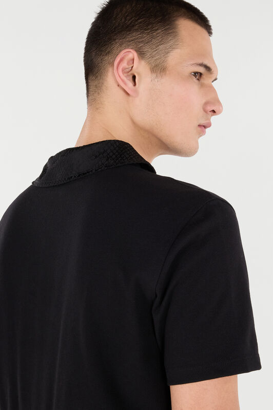 RC Polo With Snake Scale Embellishment Black URT64G-KB002