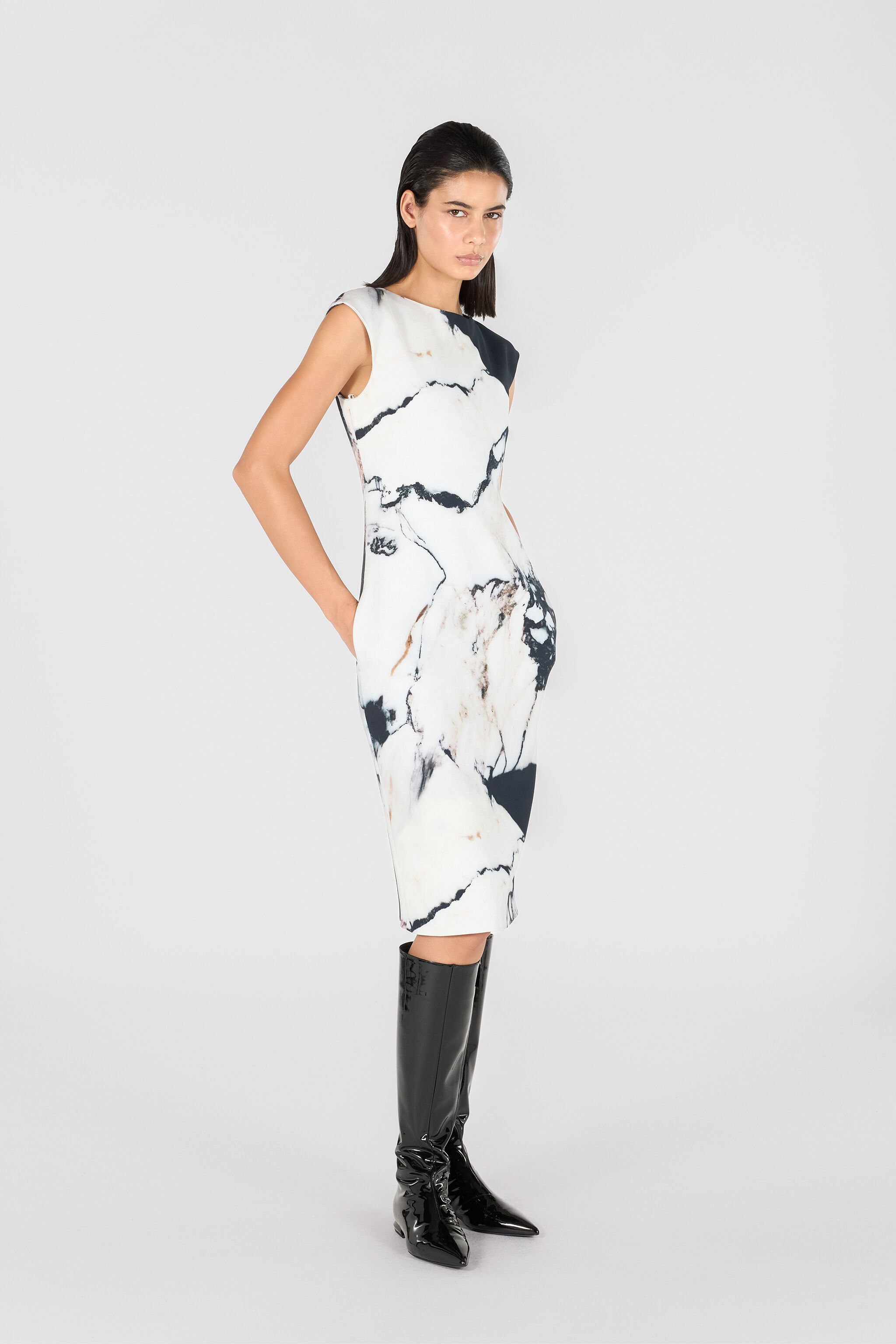 RC Midi dress with Marble print Black/White TWT127-ORN18