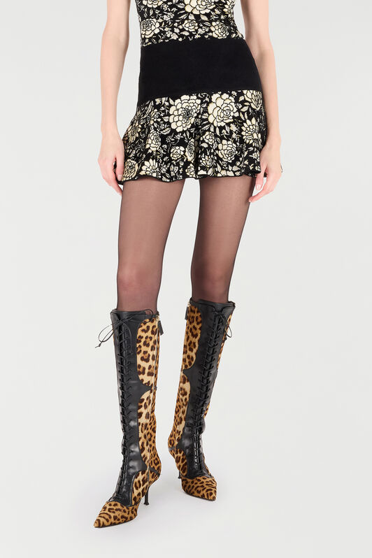 RC Mini Skirt with Jacquard Floral Motif RC Mini Skirt with Jacquard Floral Motif Black/White VQM307-MI014