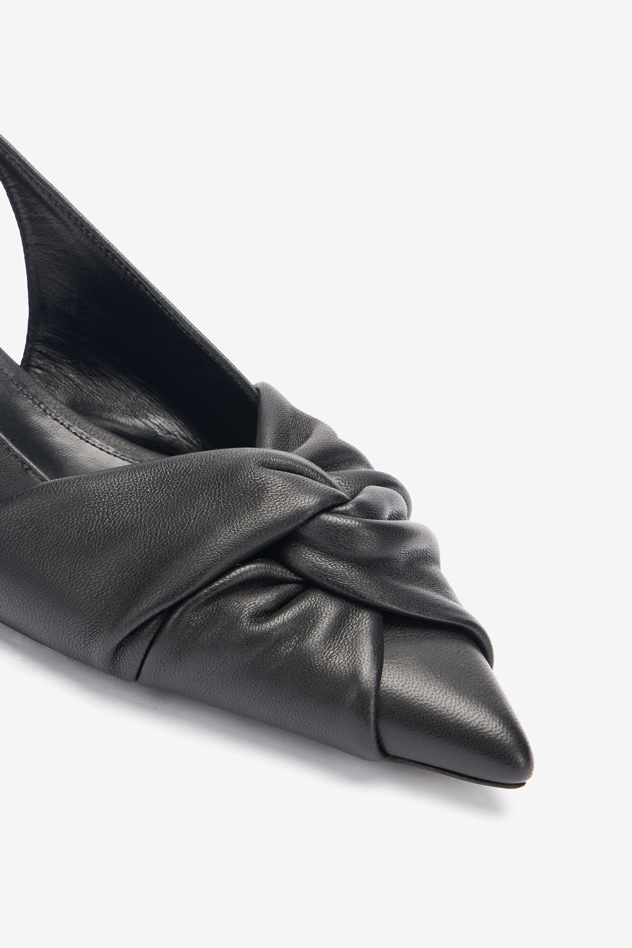 RC Flache Slingbacks Aus Leder Le Pettegole Schwarz TKS100-PN003