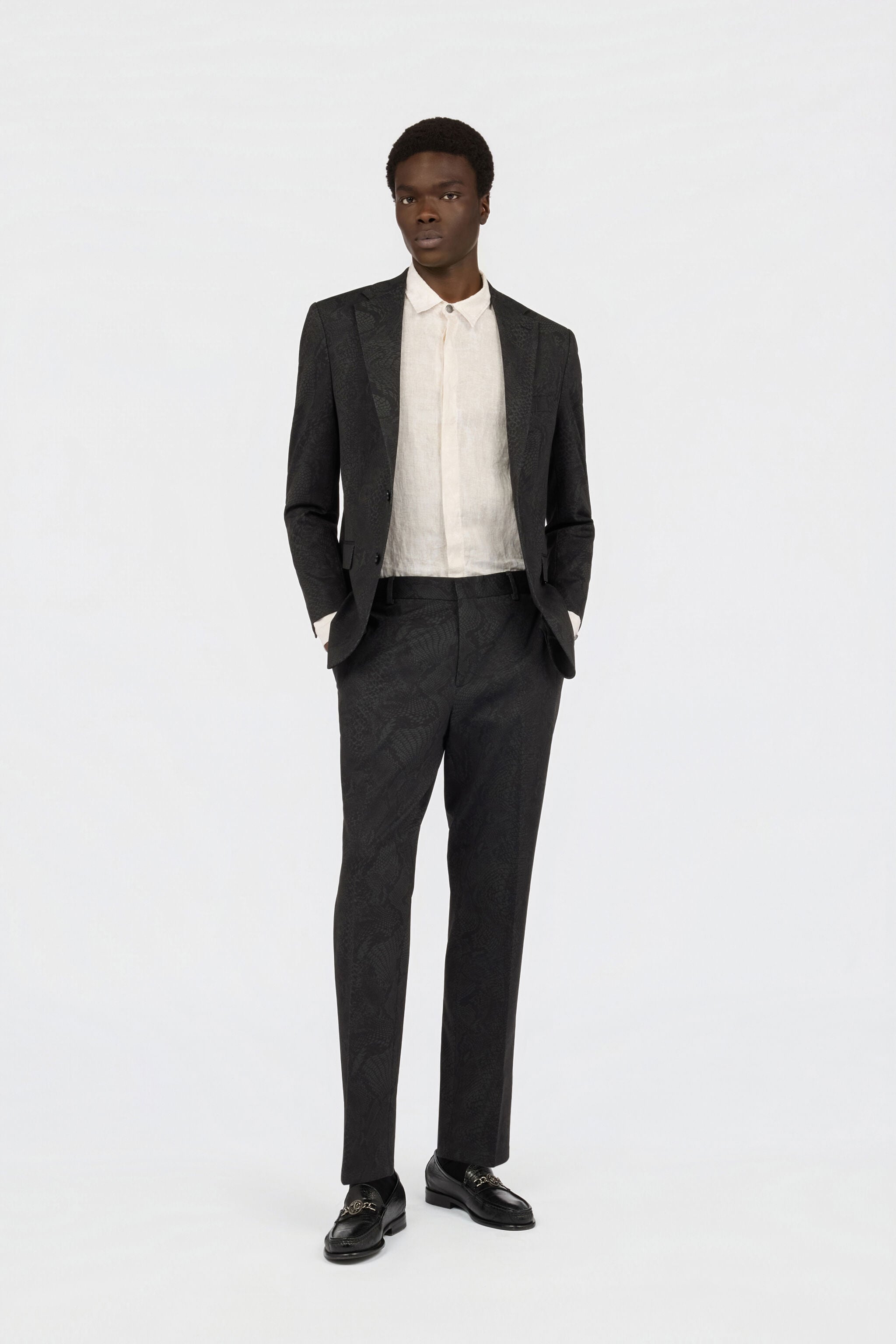 RC Black Suit BLACK SOT40H-FY044