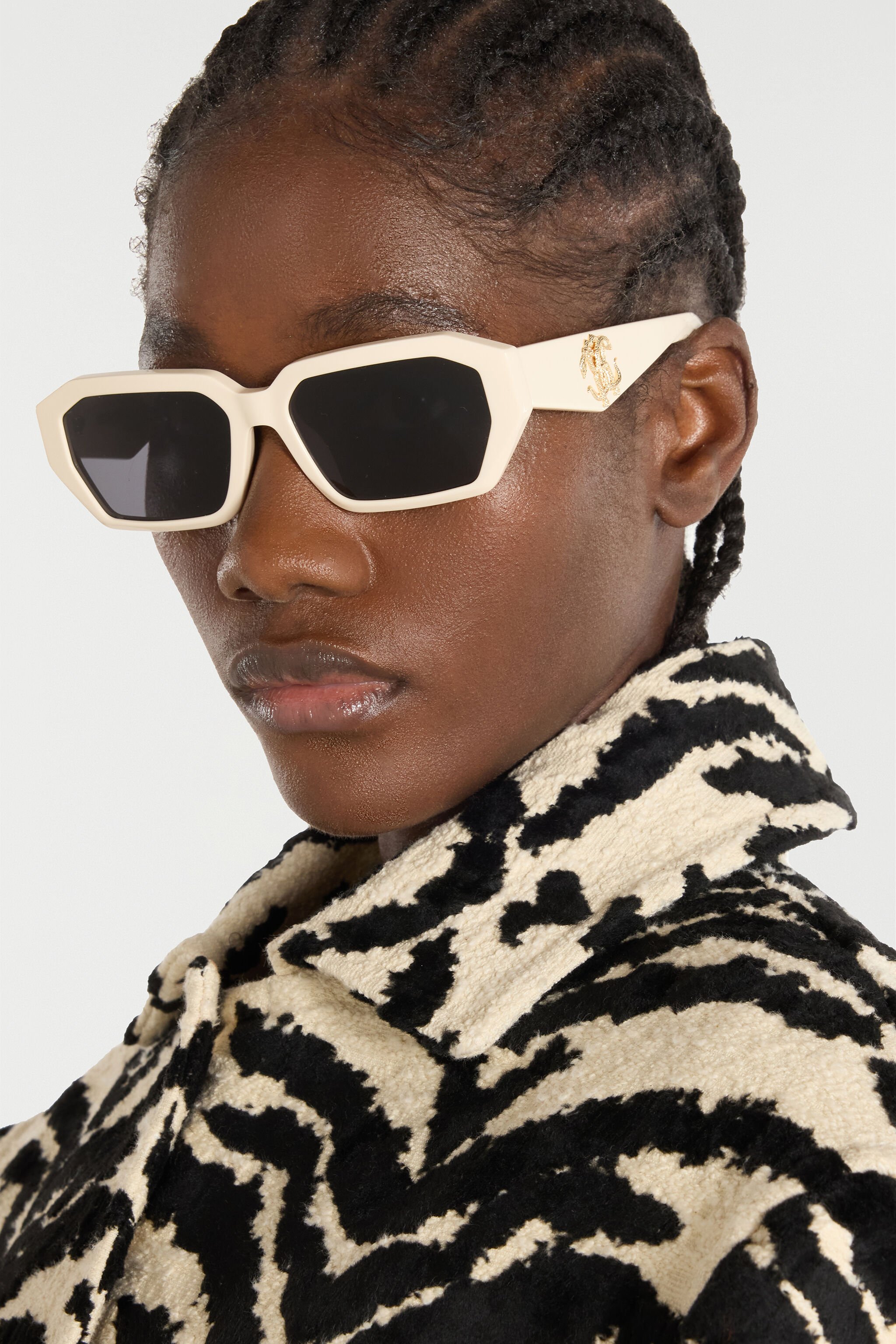 RC Sunglasses with wide rectangular front and fangs Light Brown ALD031-ID194
