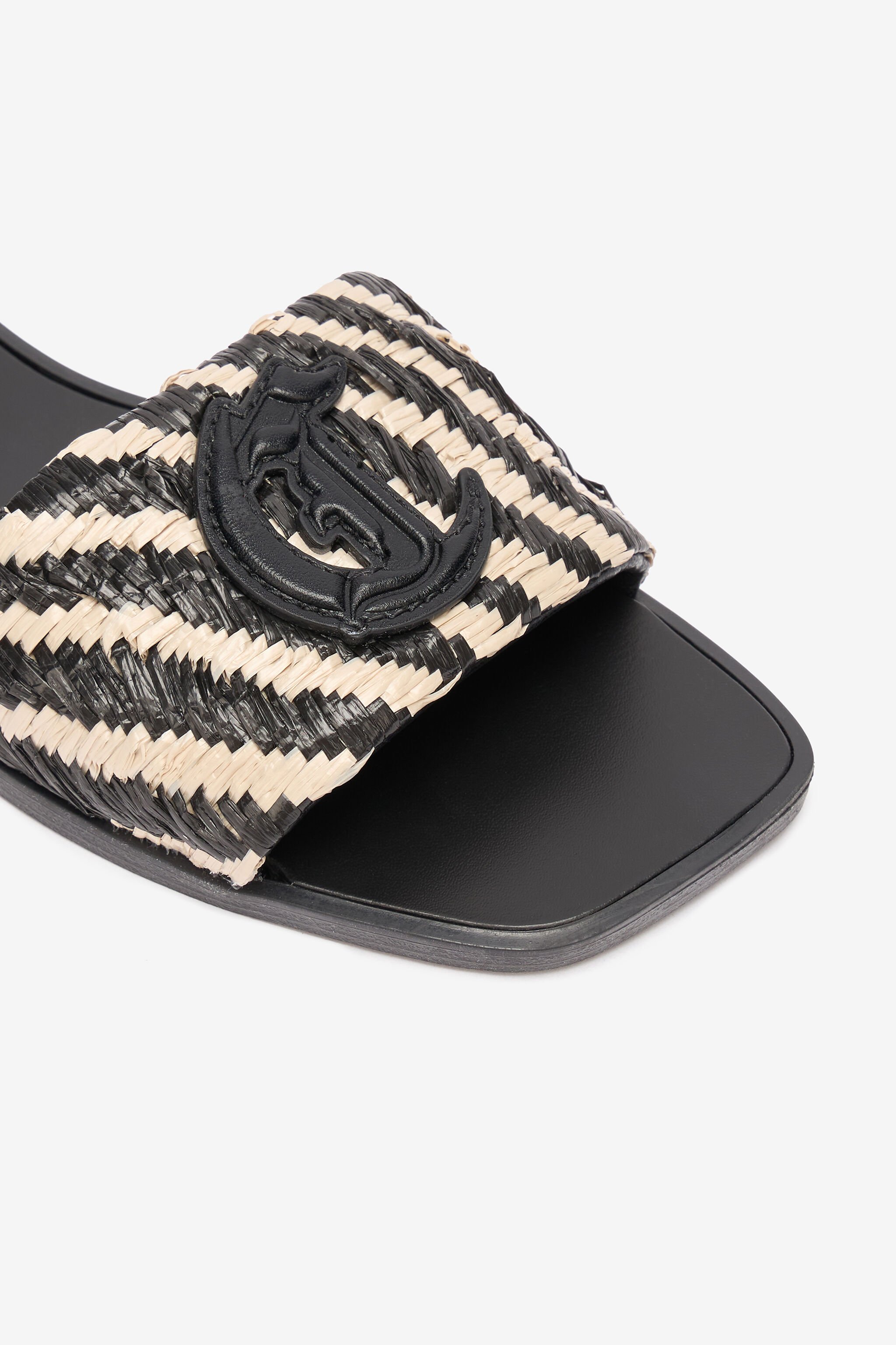 JC Slipper Mit Riemen In Zweifarbiger Flechtoptik Hellbraun UFS069-UF391