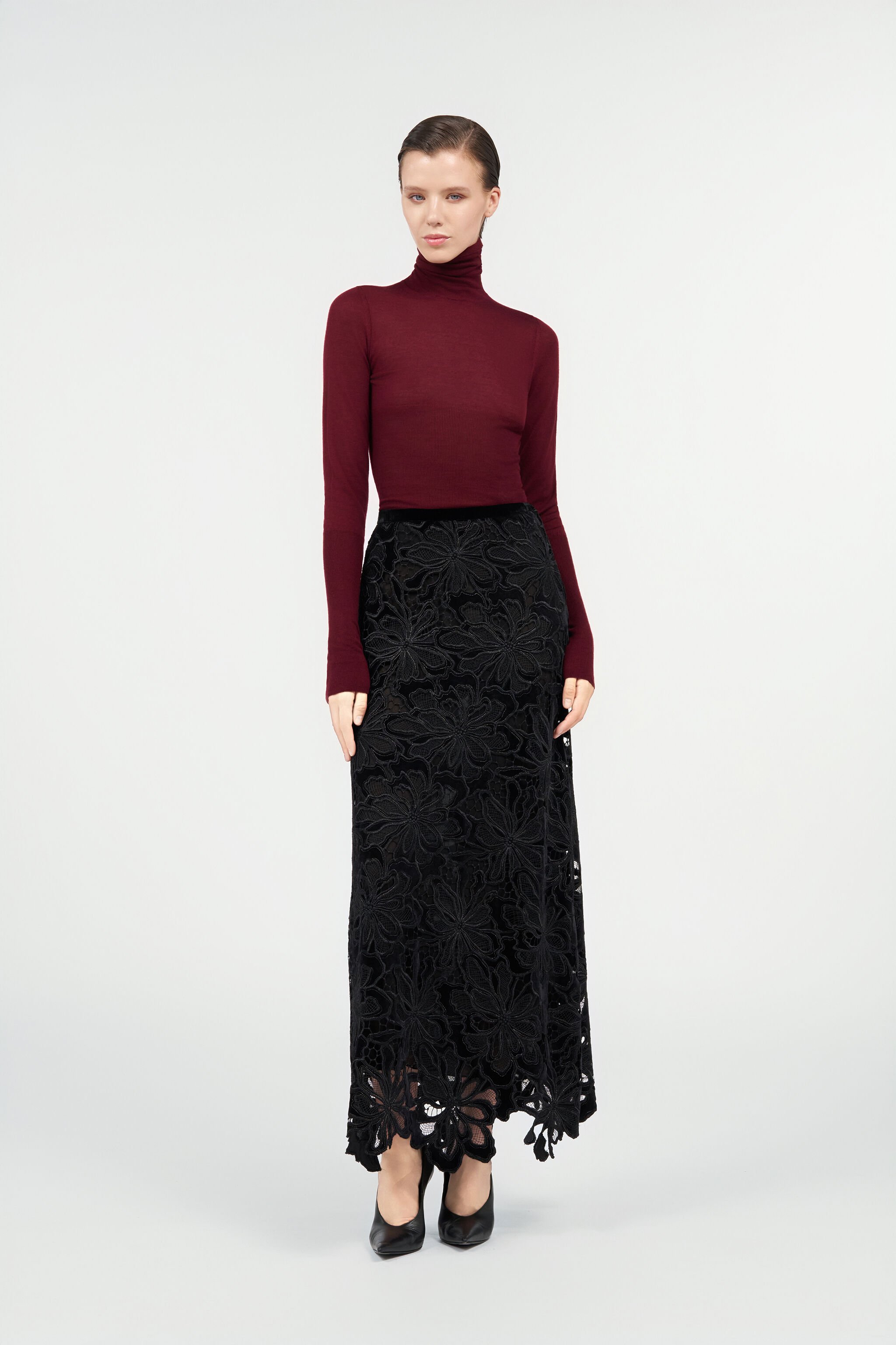 RC Long Floral Lace Skirt BLACK WKT305-FT009