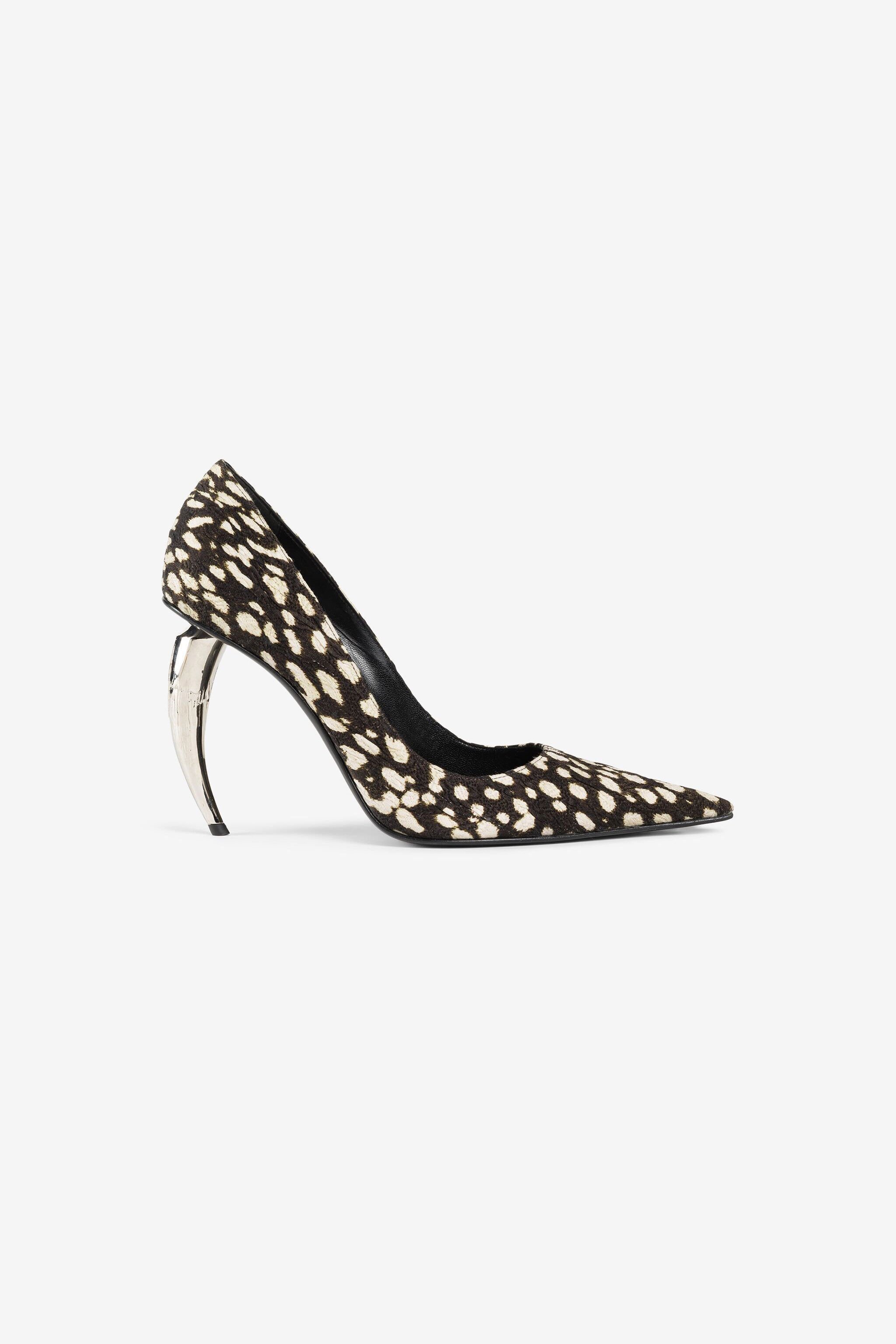 RC Cheetah-Print Tiger Tooth Pumps Black/White PKS014-CO055