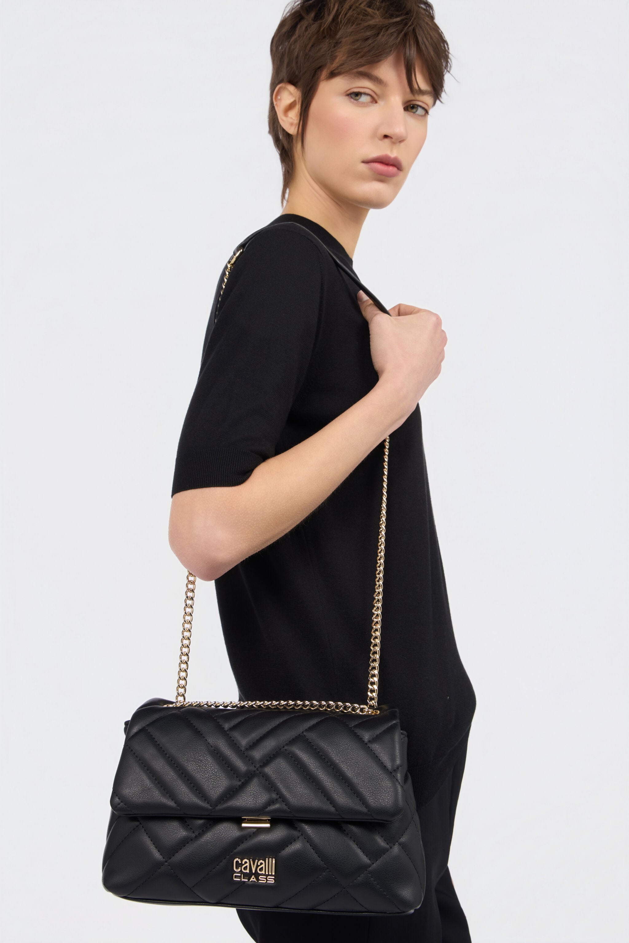 CL Quilted Shoulder Bag CL Quilted Shoulder Bag Black SXB00C-AB076