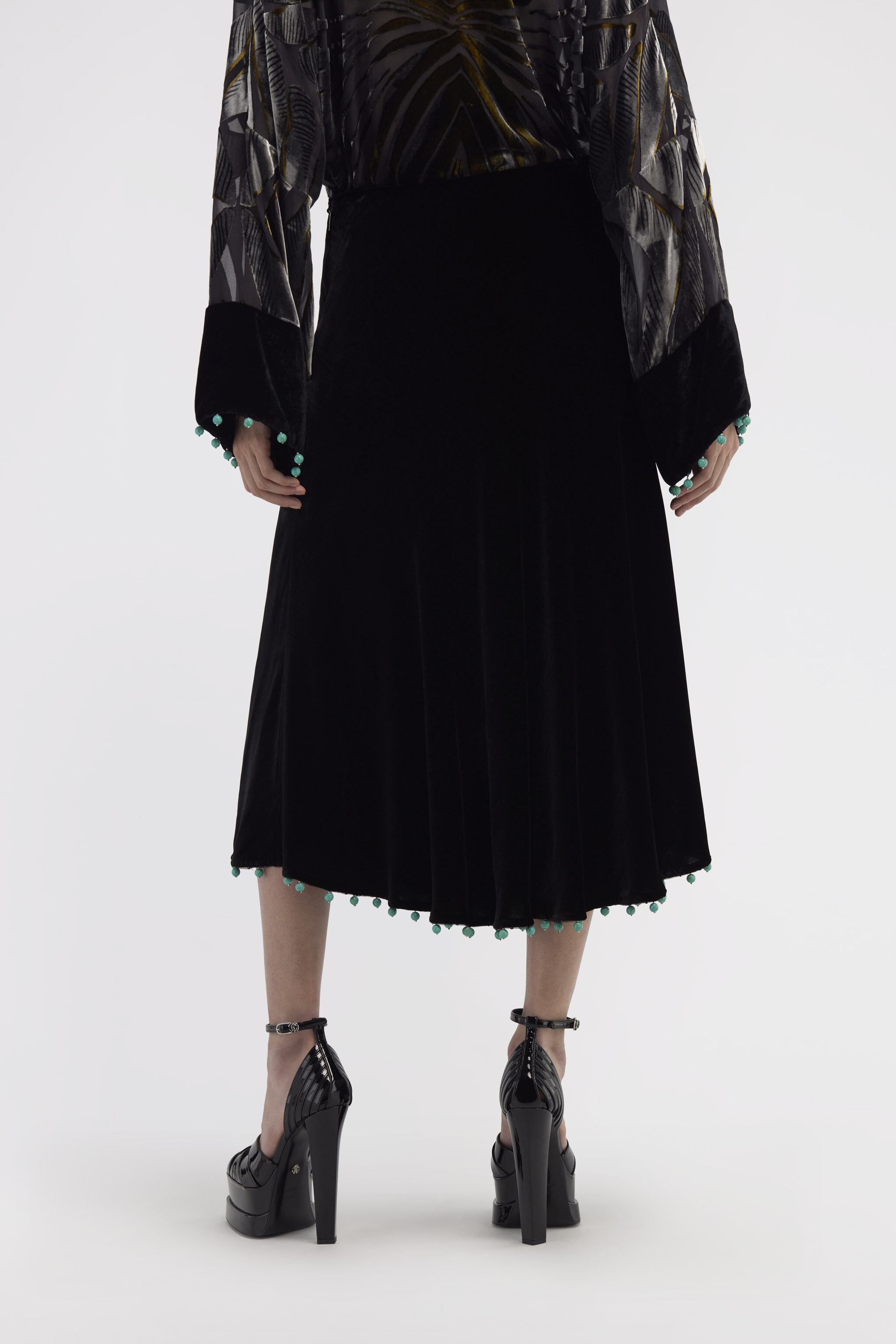 RC Beaded-trim high-waisted skirt Schwarz RKR304-VL067