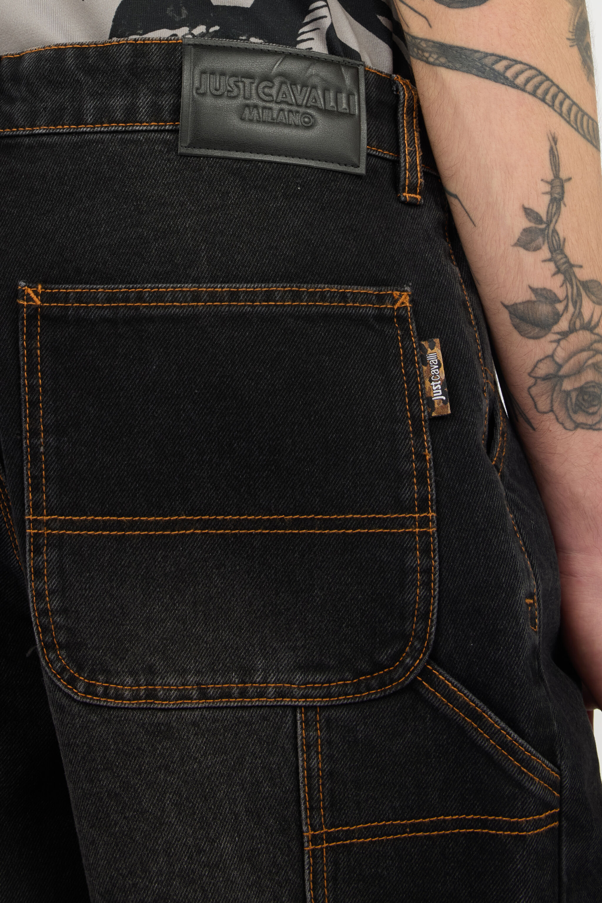 JC Bermudas De Denim Negro BLACK WFT026-WF053