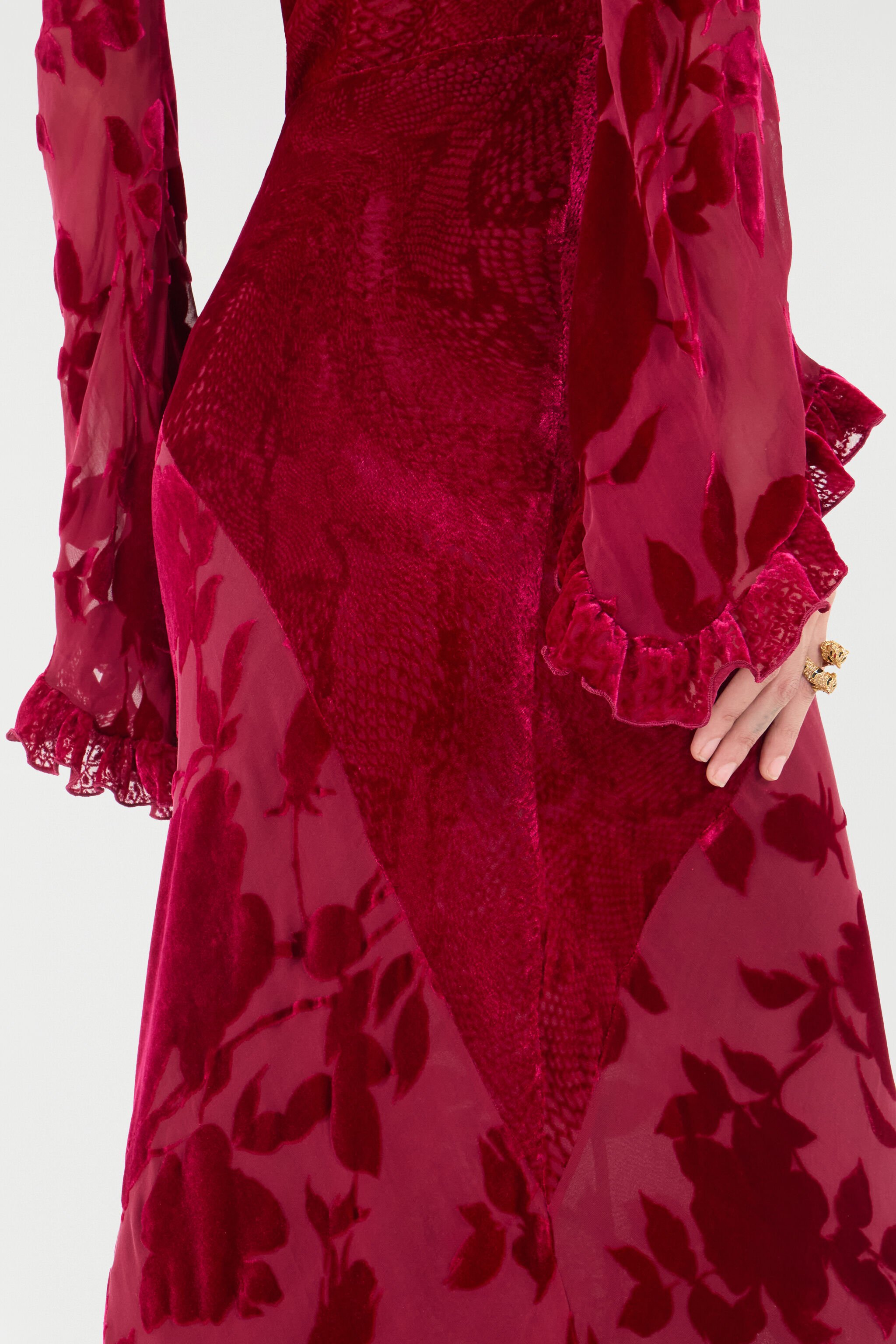 RC Long Skirt With Rose And Python Pattern Red UKT301-VNN56