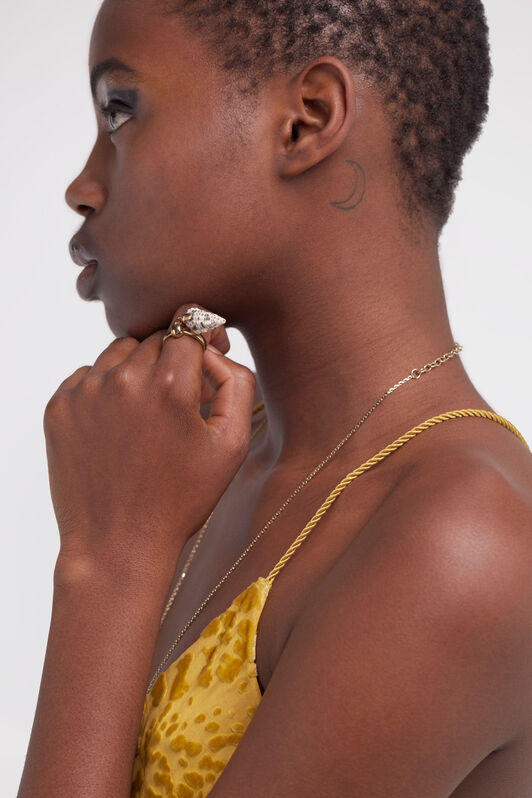 RC Ring with shell Oro SWG022-AM130