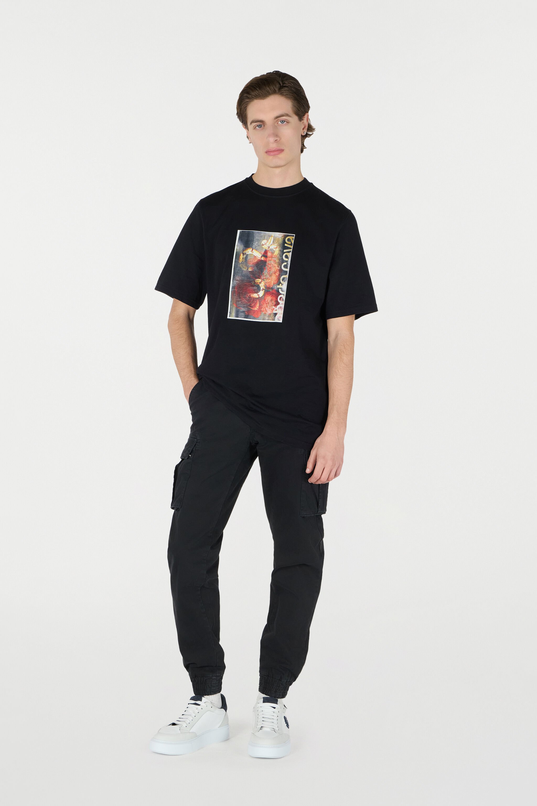 RC Camiseta estampado serpientes y rosas efecto desgastado Negro URT61C-JD060