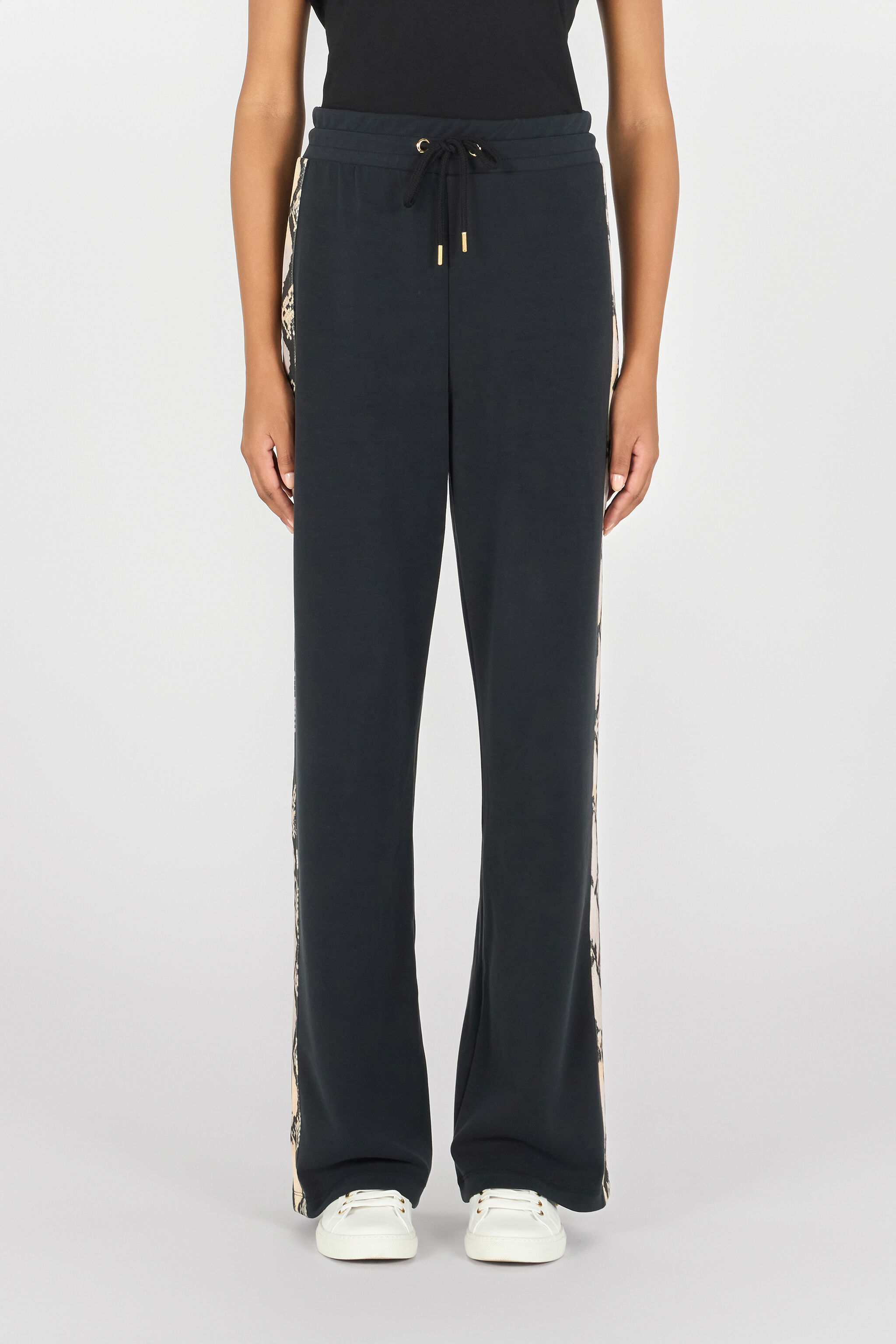 RC Pantalón Con Tiras De Serpiente Negro OOT20A-CF054