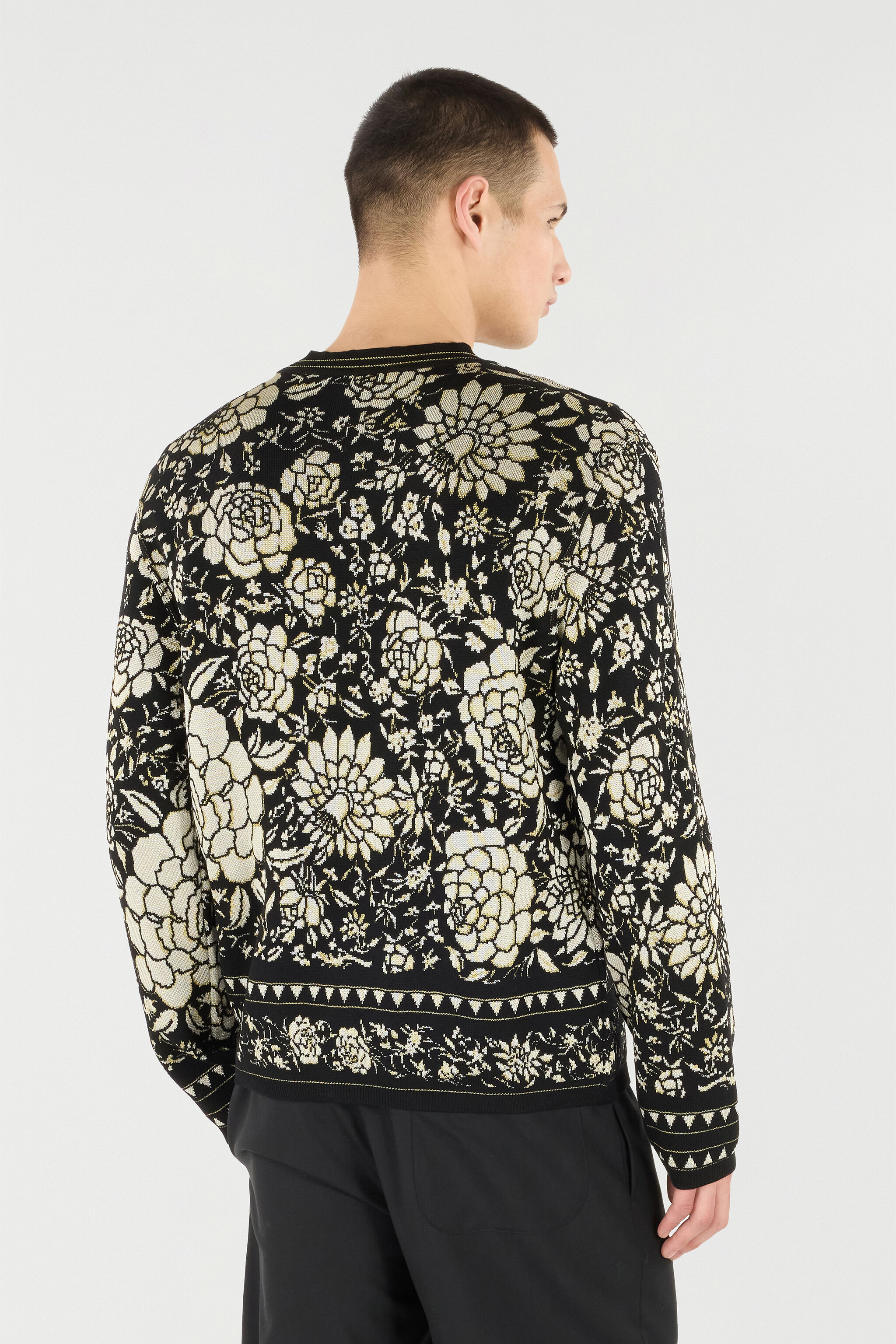 RC Wool Blend Sweater with Floral Design Black/White VNM604-MQ027