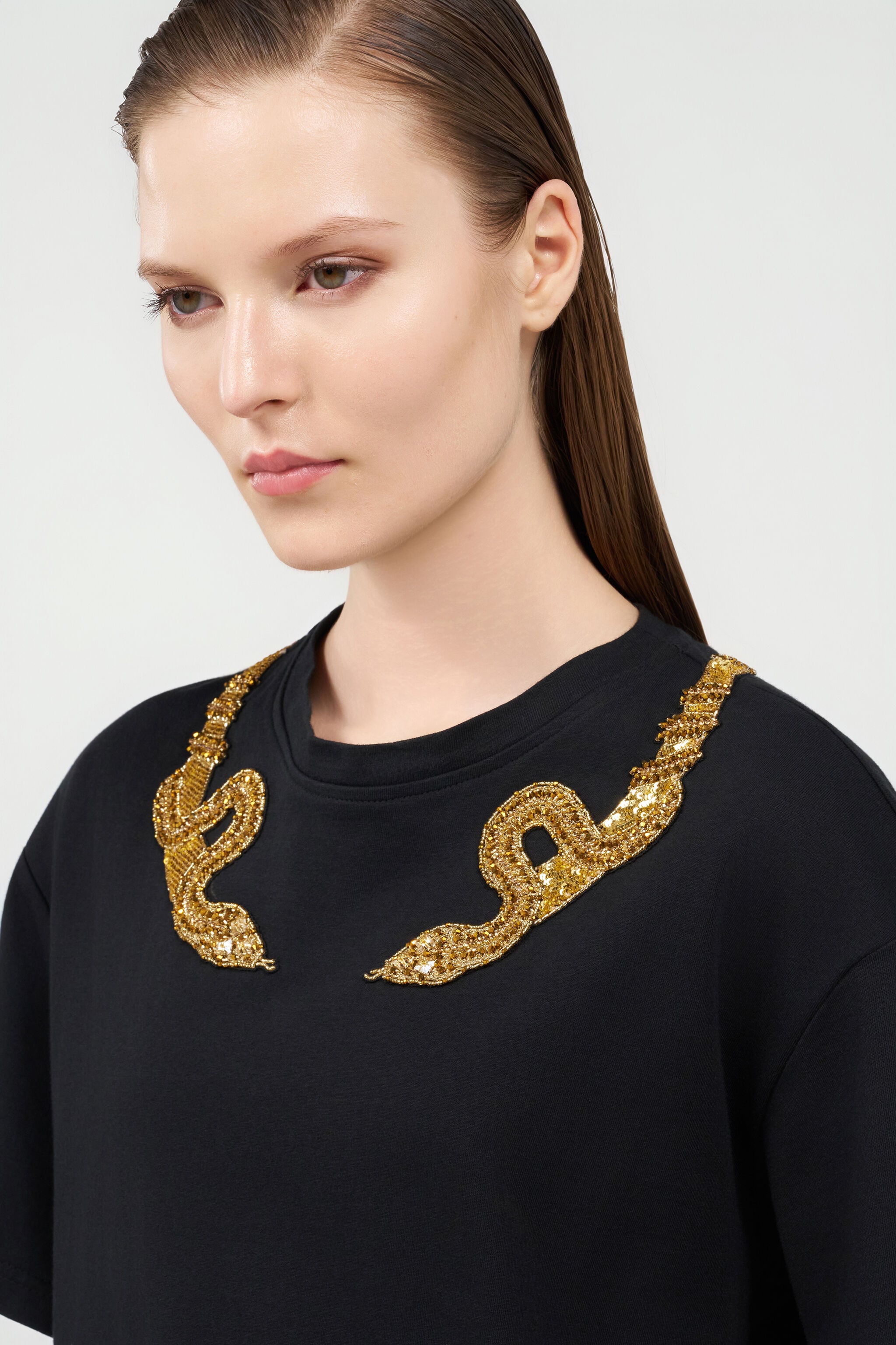 CLASS Roberto Cavalli 黒に琥珀色の蛇柄大判ストール CLASS Roberto Cavalli 黒に琥珀色の蛇柄大判ストール Roberto Cavalli