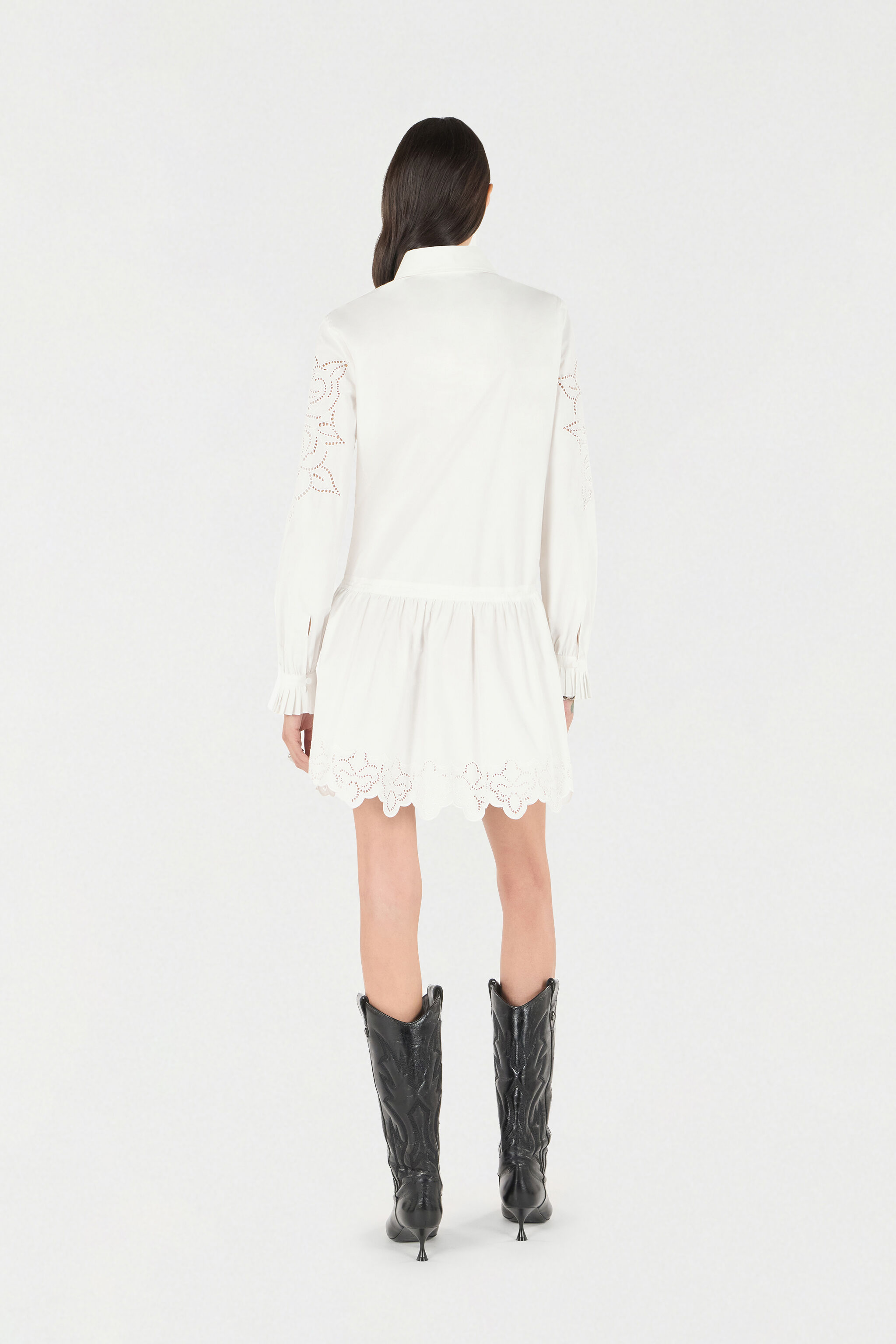 RC Minivestido camisero con rosas caladas Blanco UKR137-CH033