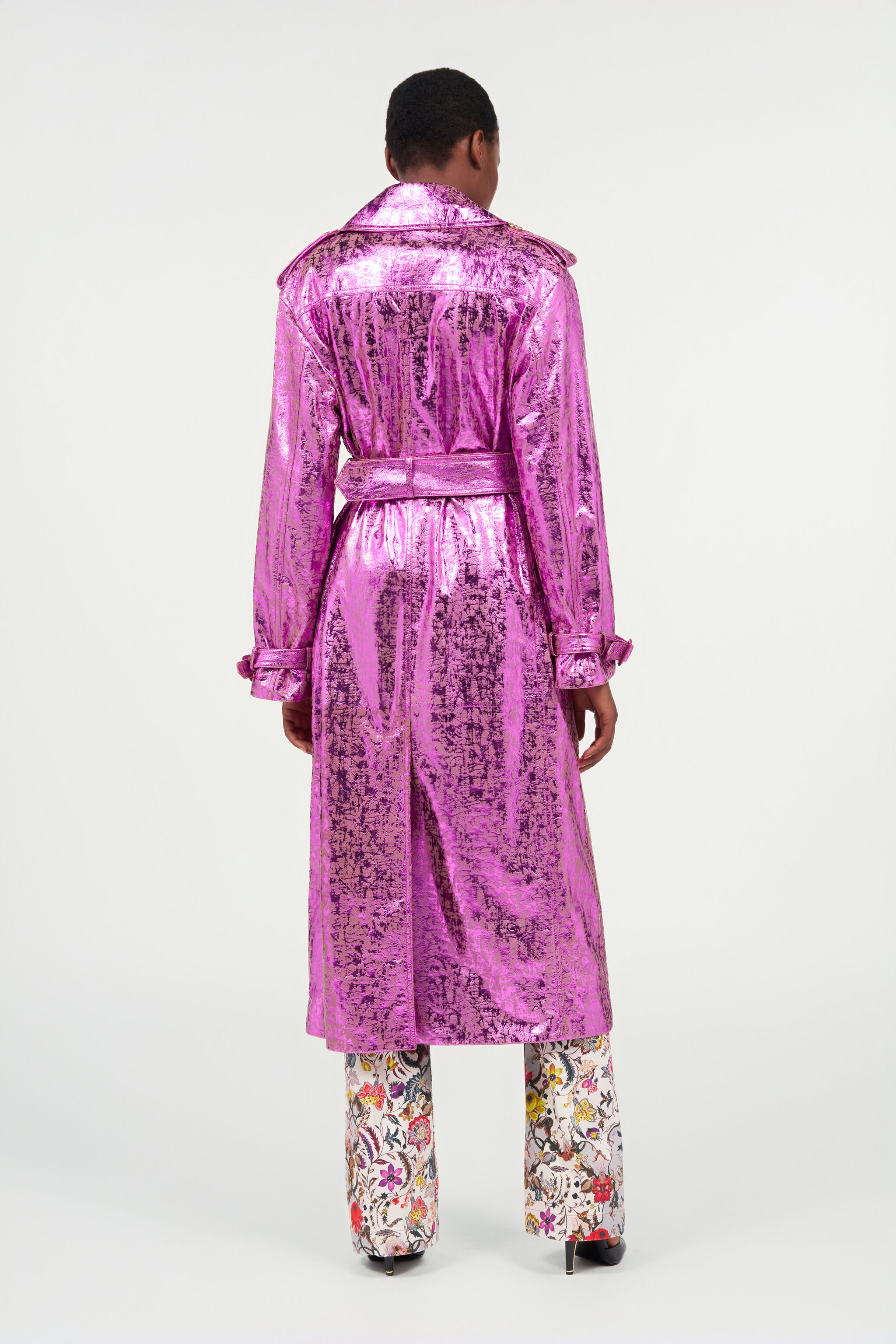 Laminated Metallic-Effect Trench Coat in SAND/FUCHSIA for Women
