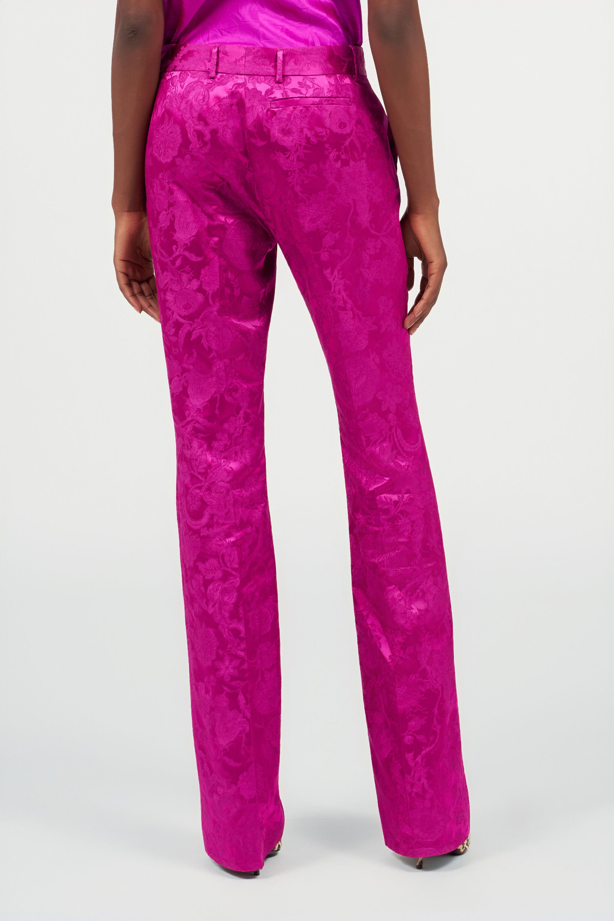 RC Flared Trousers with Florentine Flowers Jacquard Pattern RC Flared Trousers with Florentine Flowers Jacquard Pattern FUCHSIA WQT207-TJ033