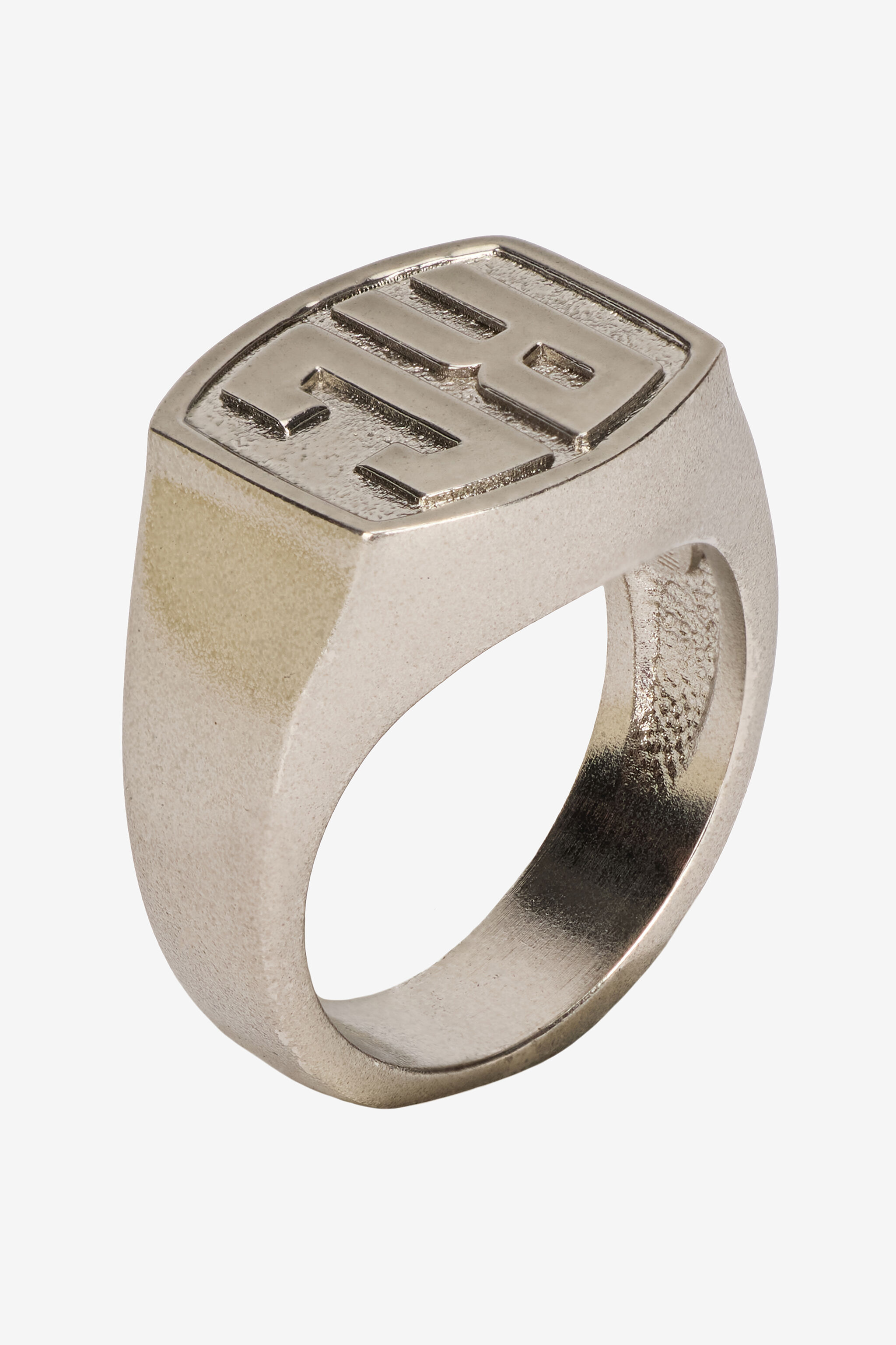 RC Ring with RC Monogram Silver VRG006-AM258