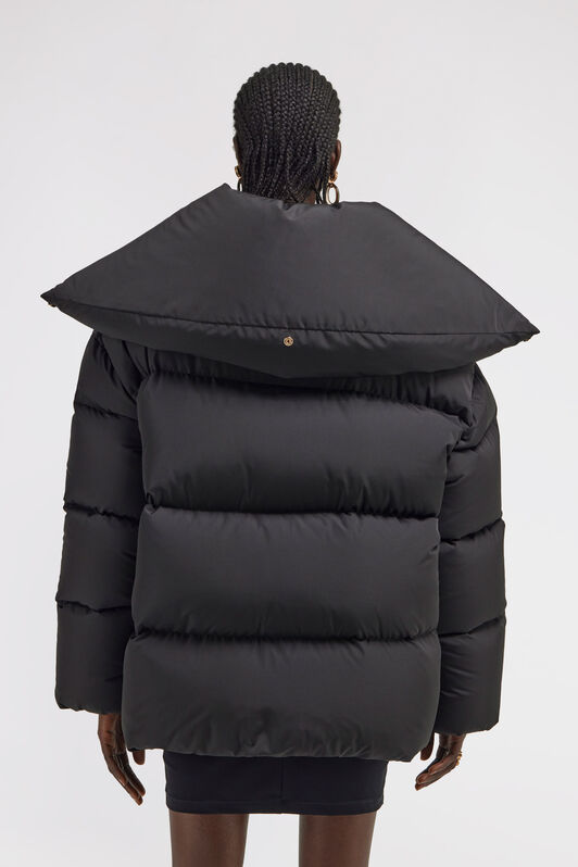 RC Puffer Jacket with High Neck Black TKT800-SB001