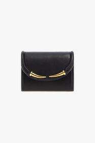 ${brand} Wallet with Fang Clasp ${colorDescription} ${masterID}