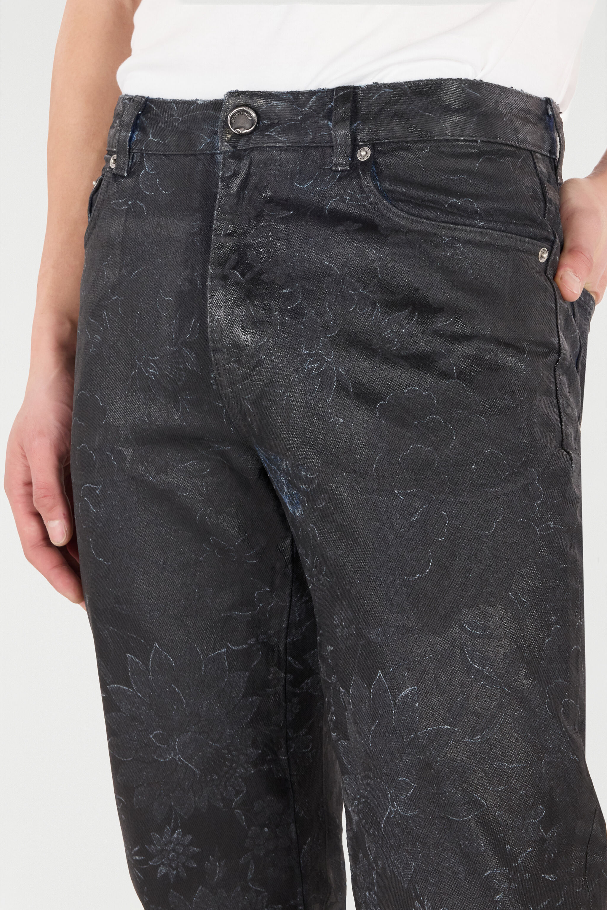 RC Jeans Con Motivo Floreale E Scoloriture Nero VNJ201-VT035