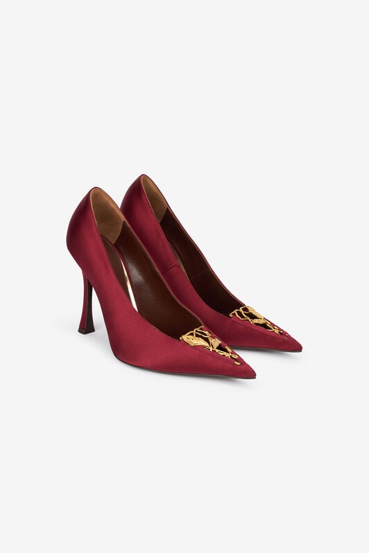 RC Burgundy Pumps With Leaf Insert RC Burgundy Pumps With Leaf Insert Red VWS002-FL113