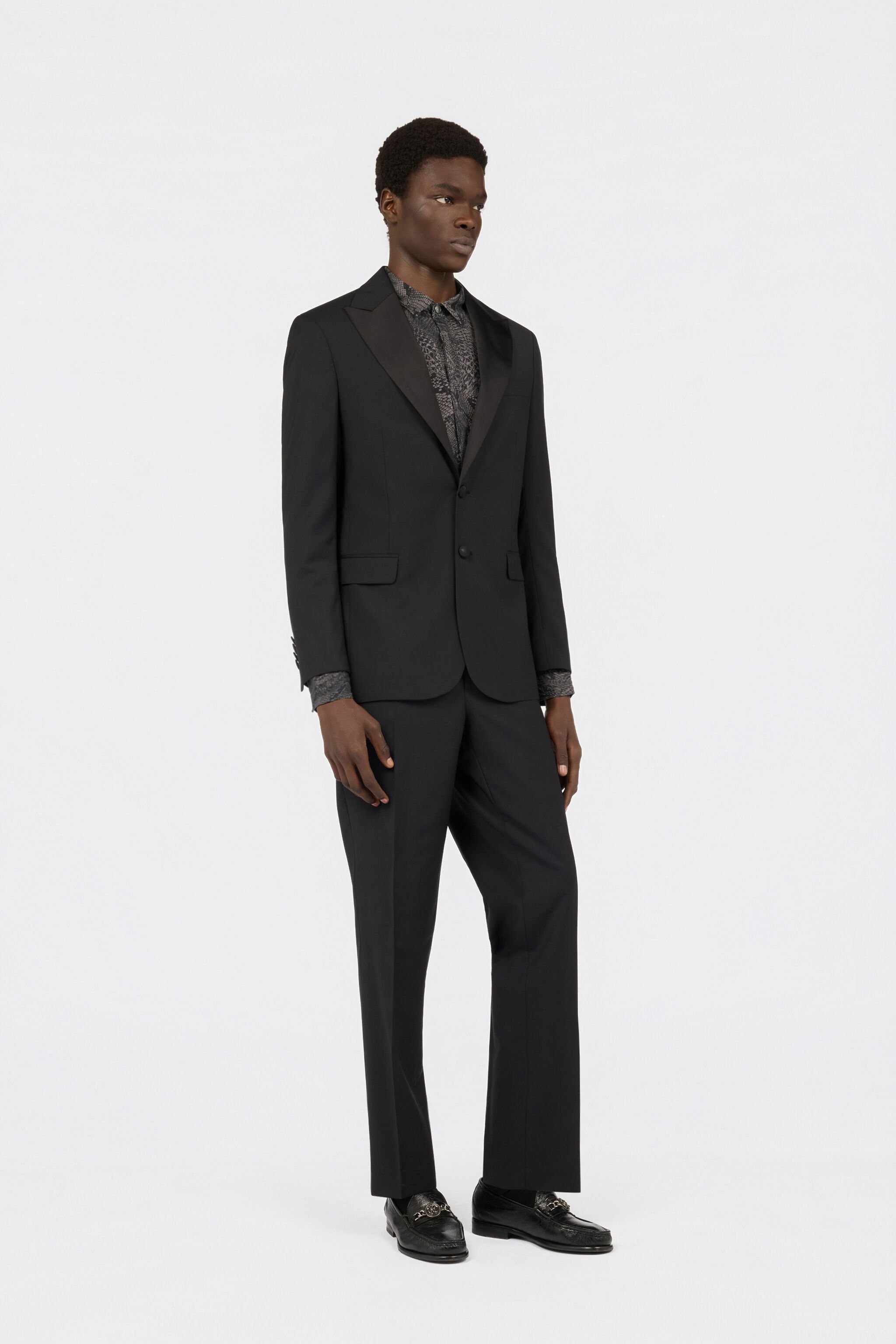 RC Black Suit BLACK SOT40I-WP003