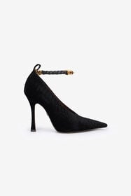 ${brand} Black Pumps With Strap ${colorDescription} ${masterID}