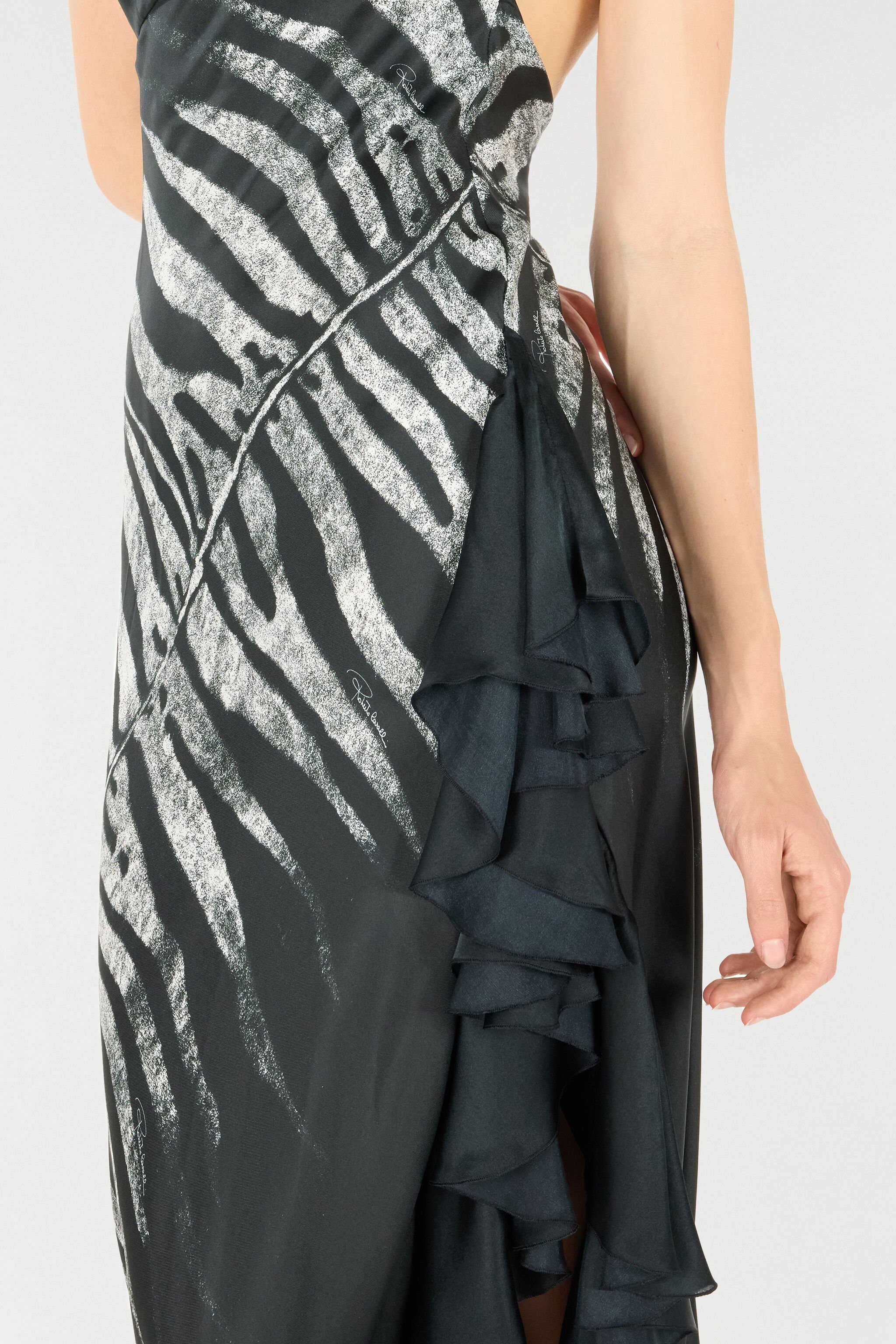 RC Langes Kleid mit Print Zebra Schwarz/Weiß UKT107-4QN50