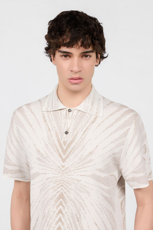 RC  NATURAL WHITE XRM641-MG001