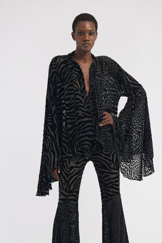 RC Bell-sleeve shirt RC Bell-sleeve shirt Black RWT701-VL040