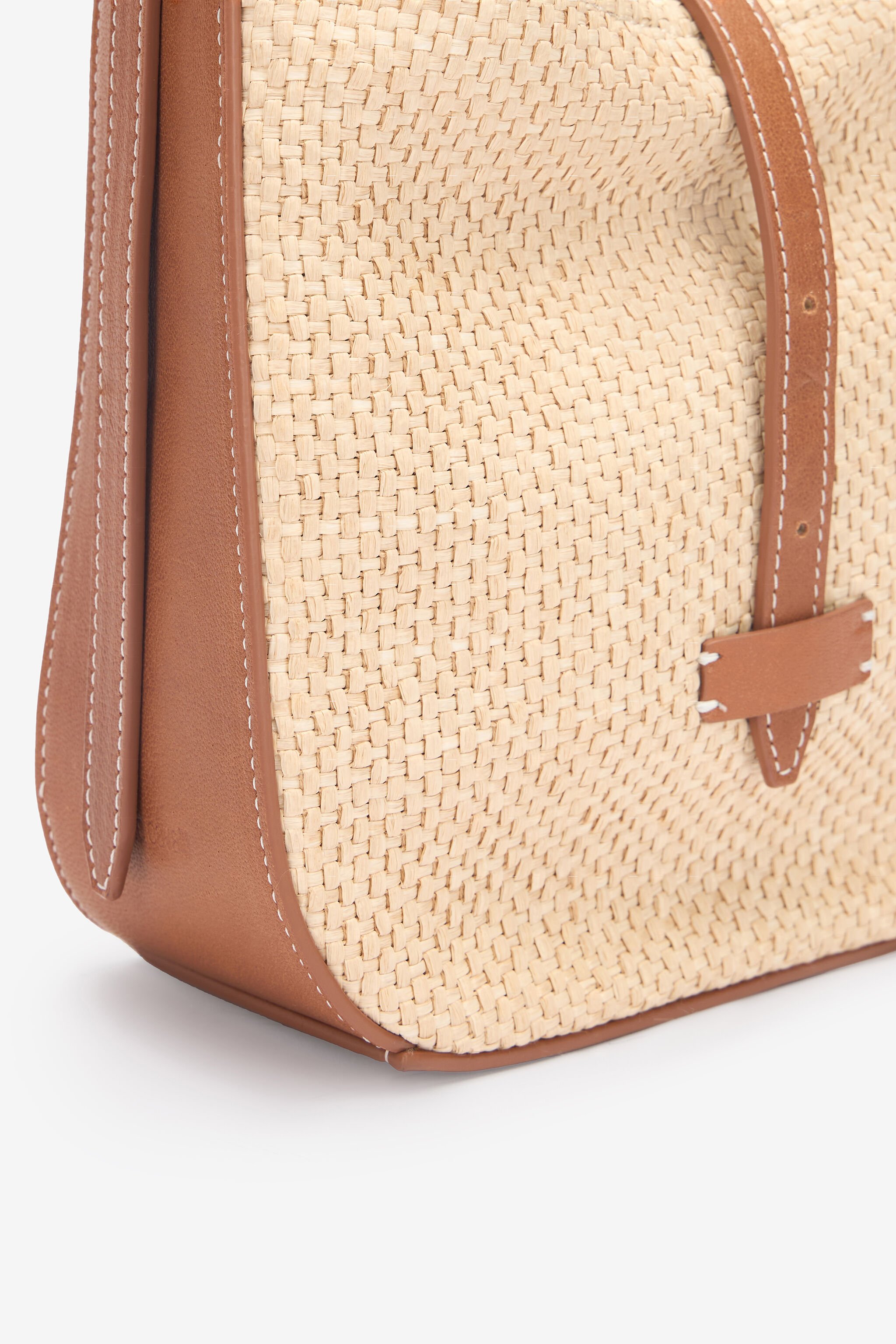 RC Borsa a spalla media intrecciata beige Marrone chiaro UWB007-PZI06