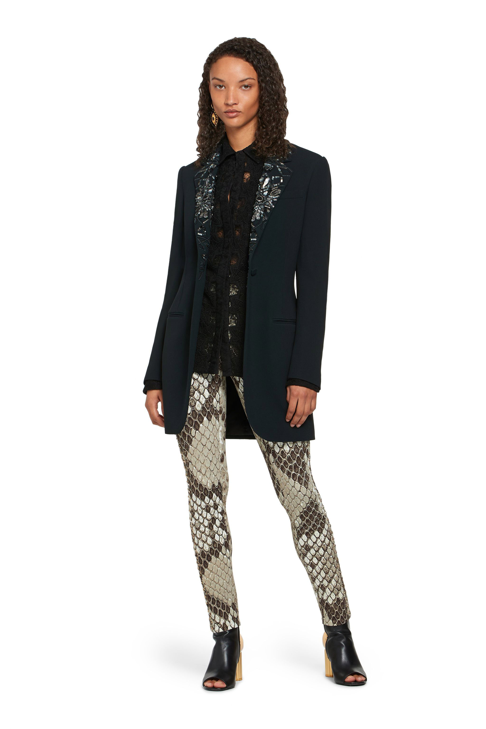 RC Stapelia lace shirt BLACK IQT720-RP063