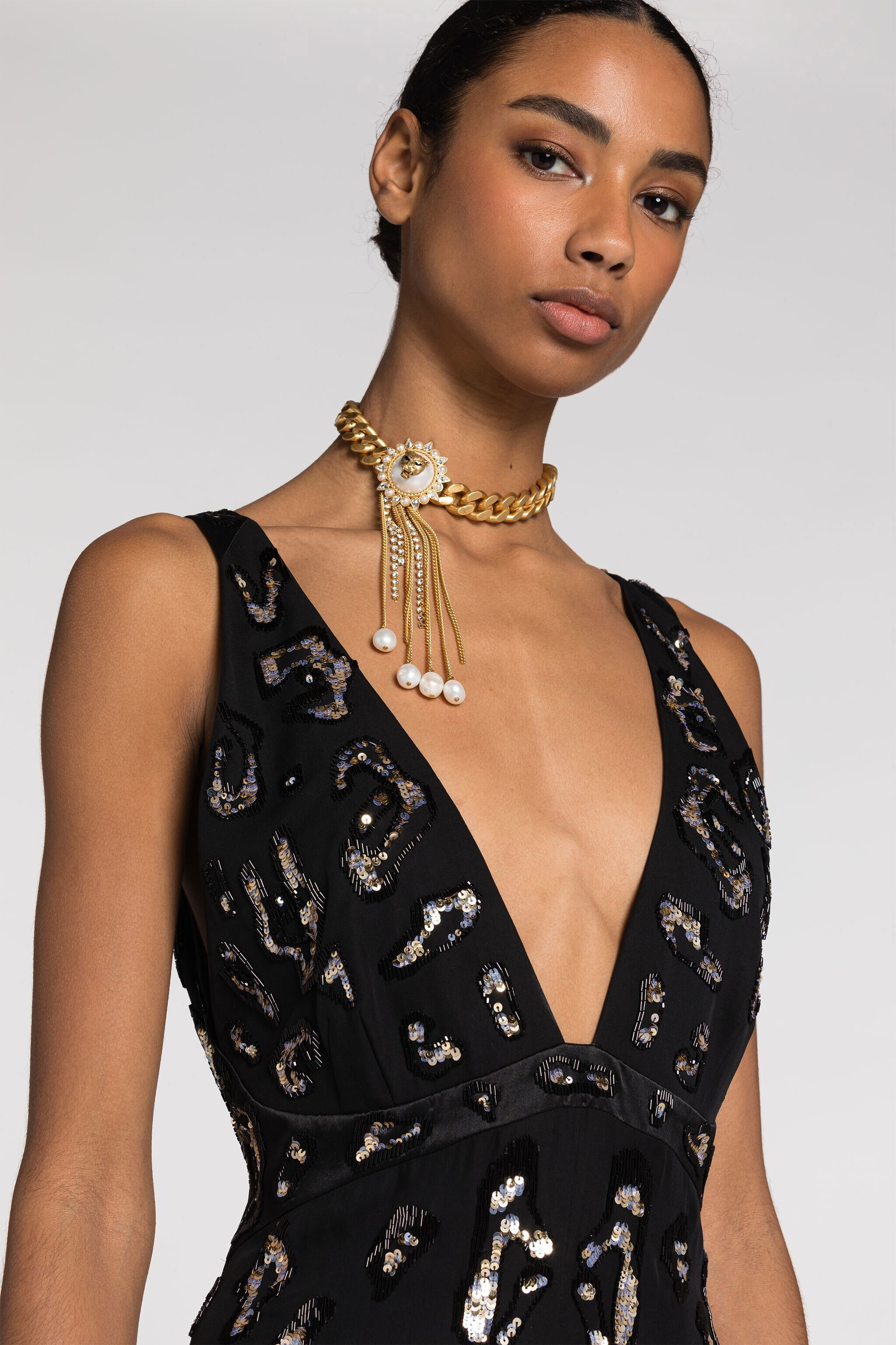 RC Sequin-embellished open-back dress Black QKR190-GG021