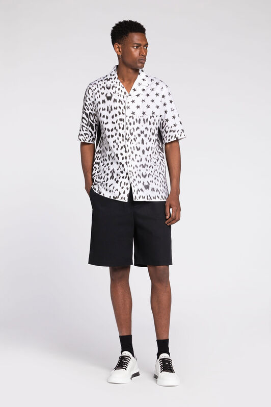 RC Camisa con estampado Leopard Flag Negro/Blanco QRT726-CH061