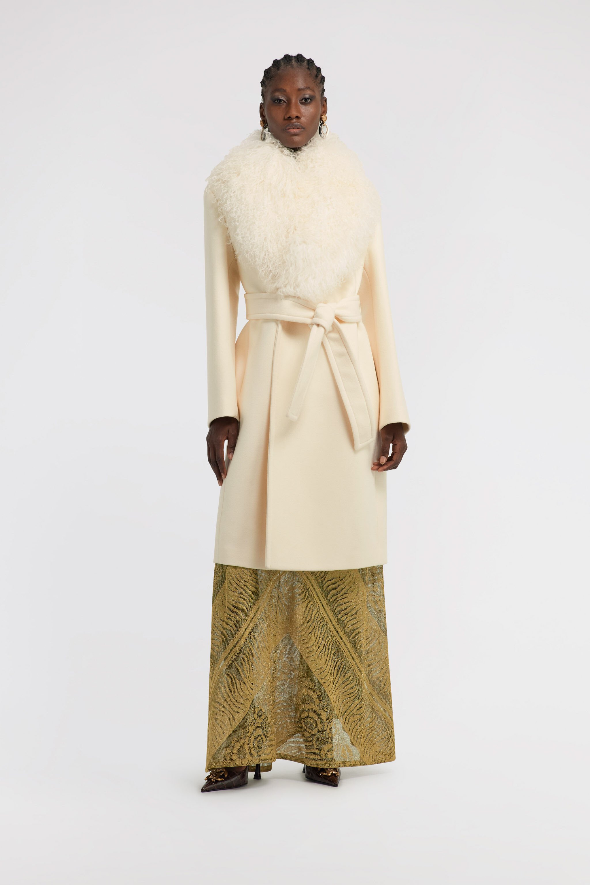 RC Cappotto con collo con pelo Avorio TKQ520-GA061