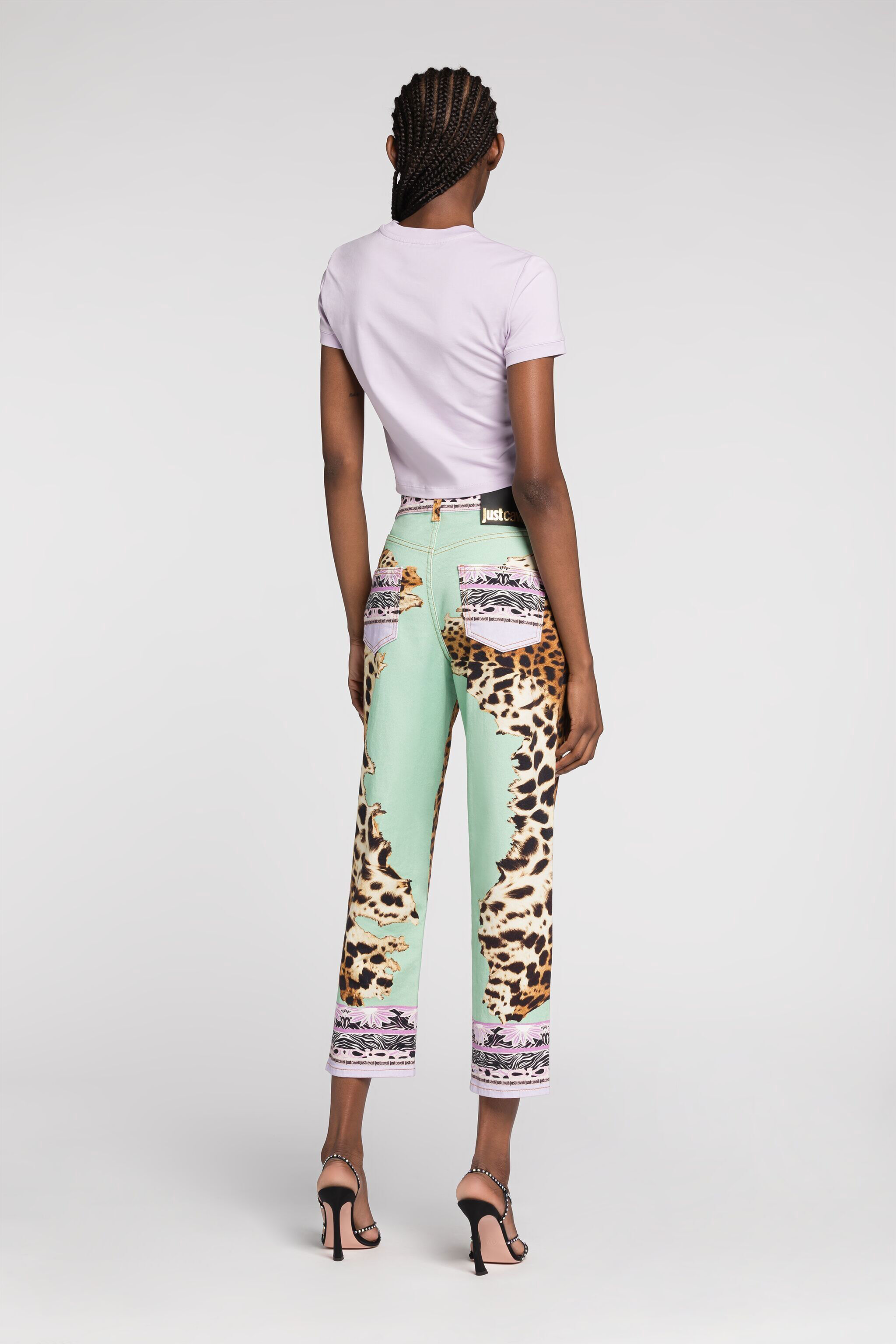 JC Just Cavalli Tropical-Print Cropped T-Shirt PURPLE Q61447-Q0350