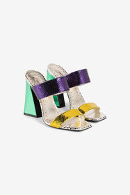 ${brand} Sandalen mit Schlangenleder-Effekt ${colorDescription} ${masterID}