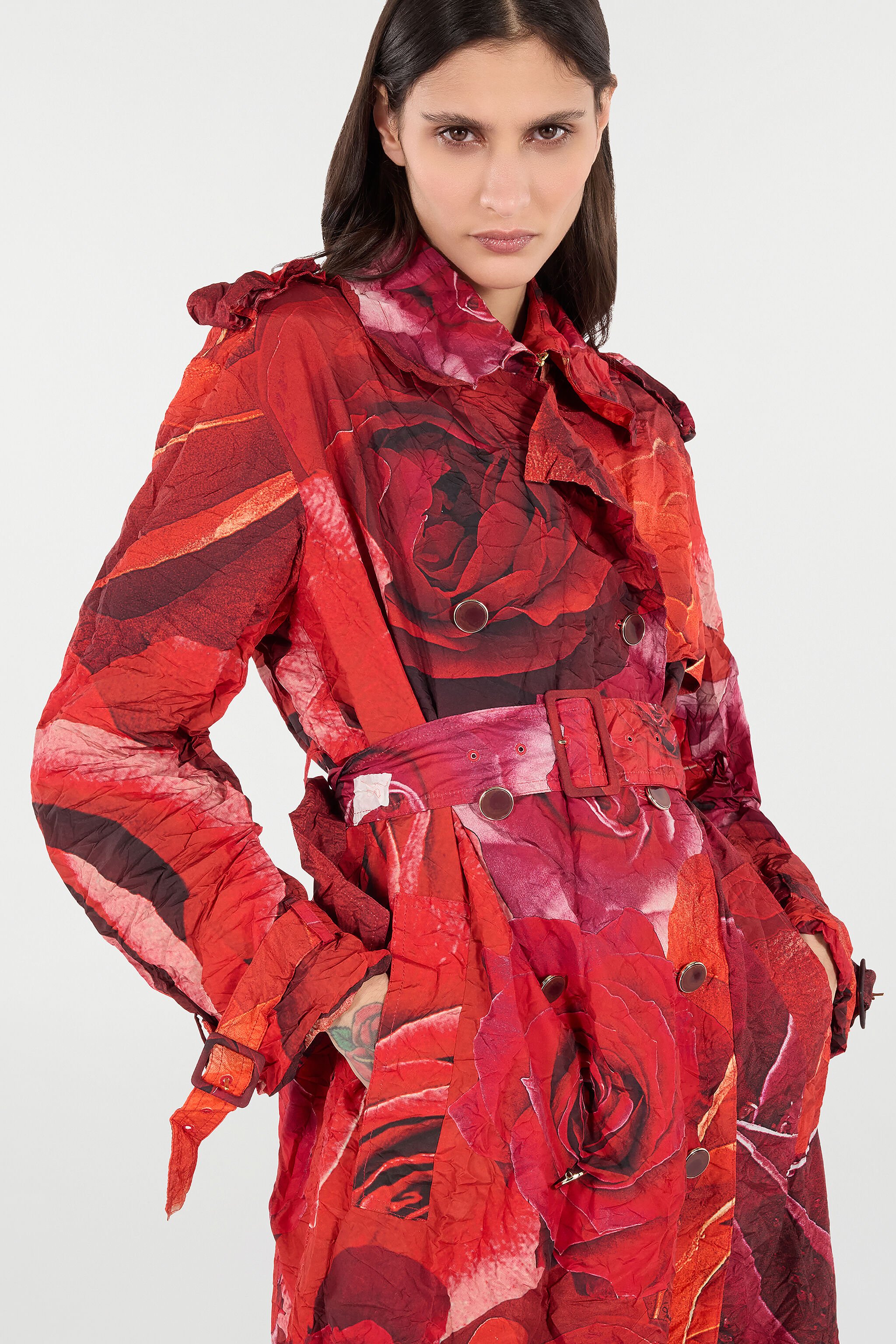 RC Long Crinkle-Effect Trench Coat With Rose Print Red UKT503-5RN48