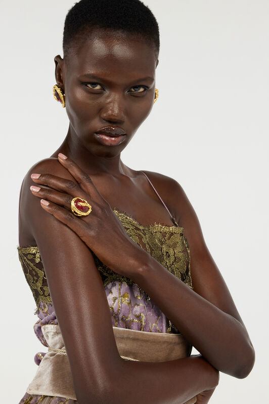 RC Gold Cocktail Ring with Ruby Stone ORO/RUBINO VWG003-AM081
