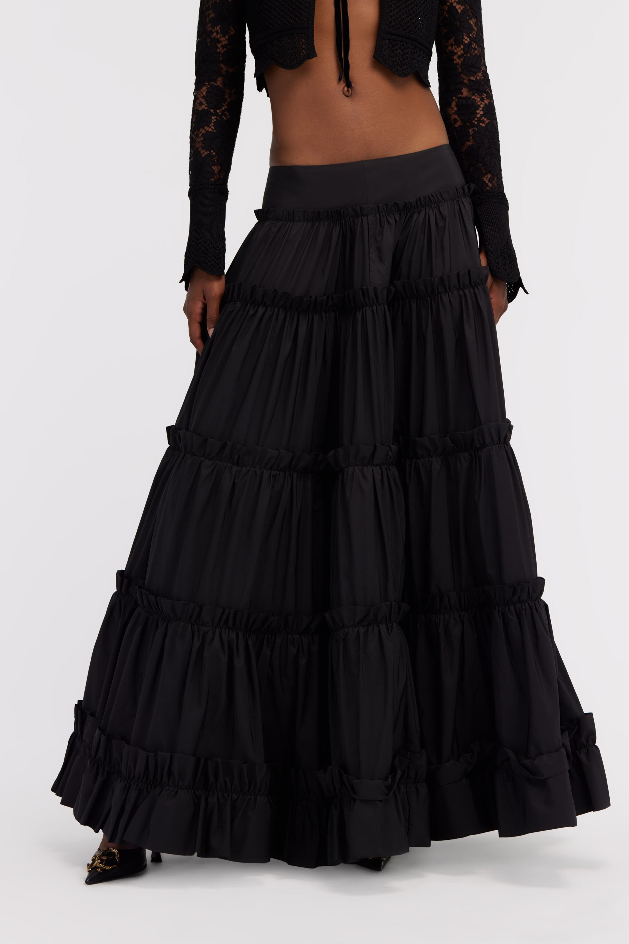 RC Long skirt with ruffles Black SKT303-SB001