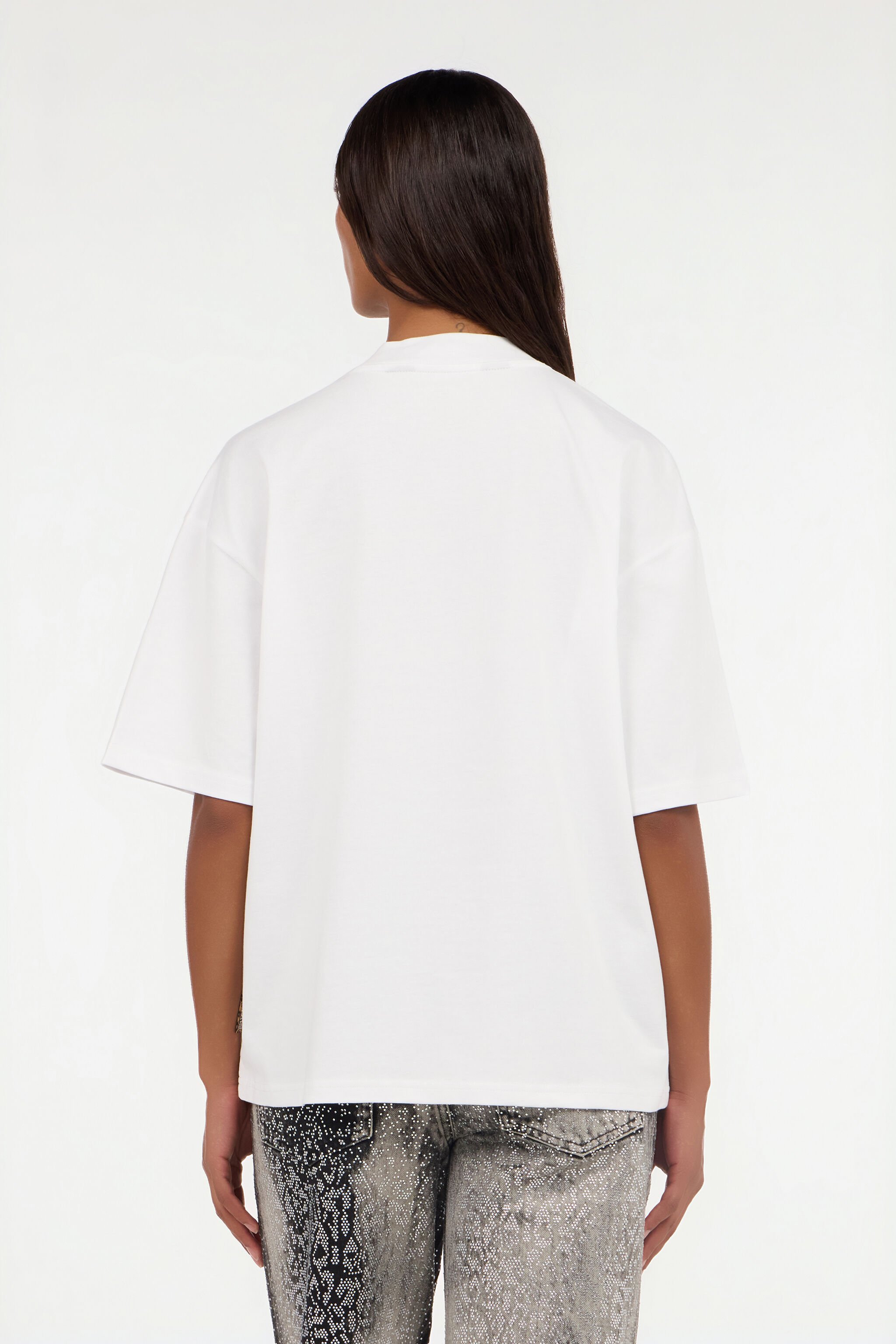 JC T-Shirt in Weiß mit durchbrochenem Logo WHITE VFT188-VF311