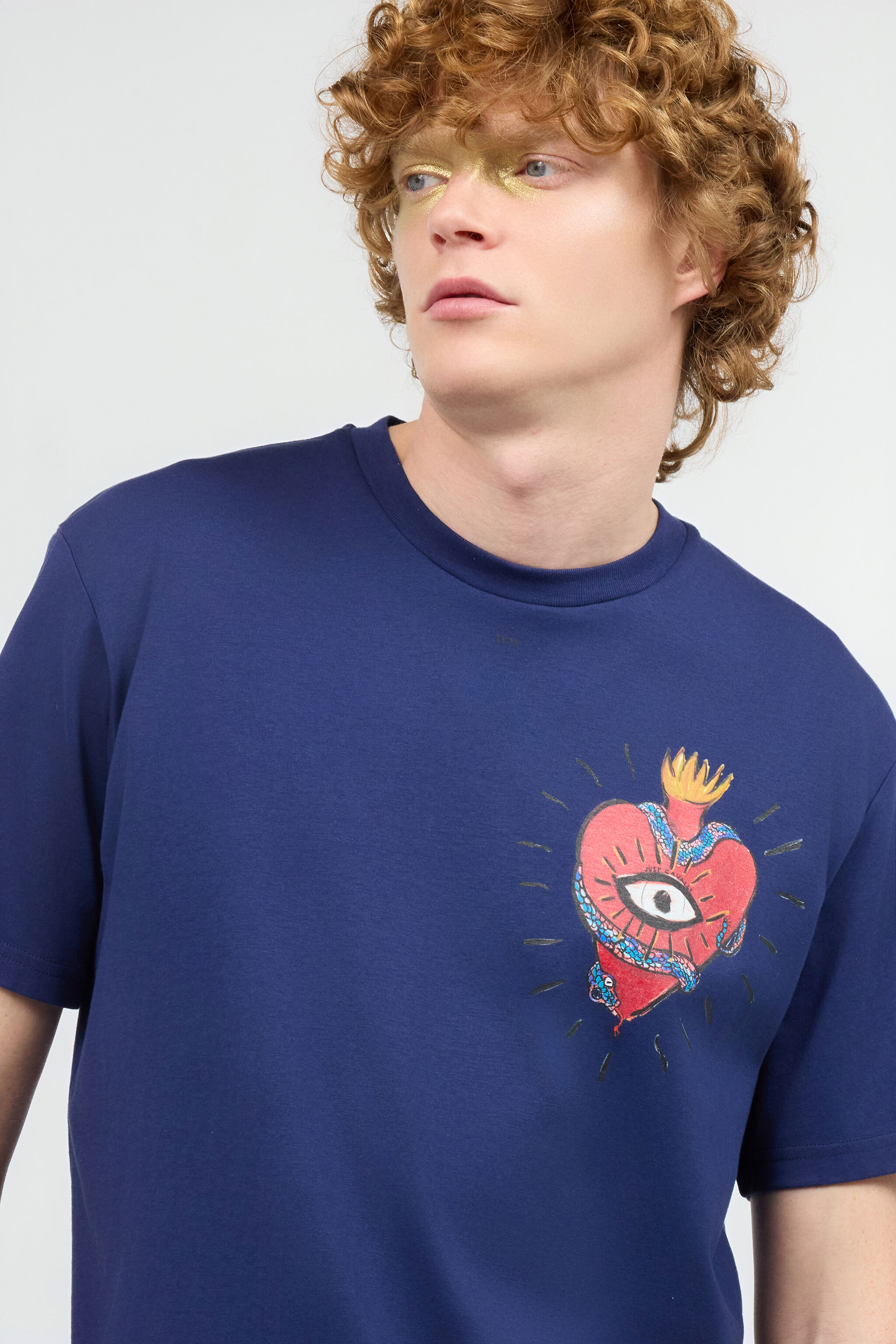 JC Camiseta Con Corazón Y Serpiente Azul oscuro UFT044-UF064