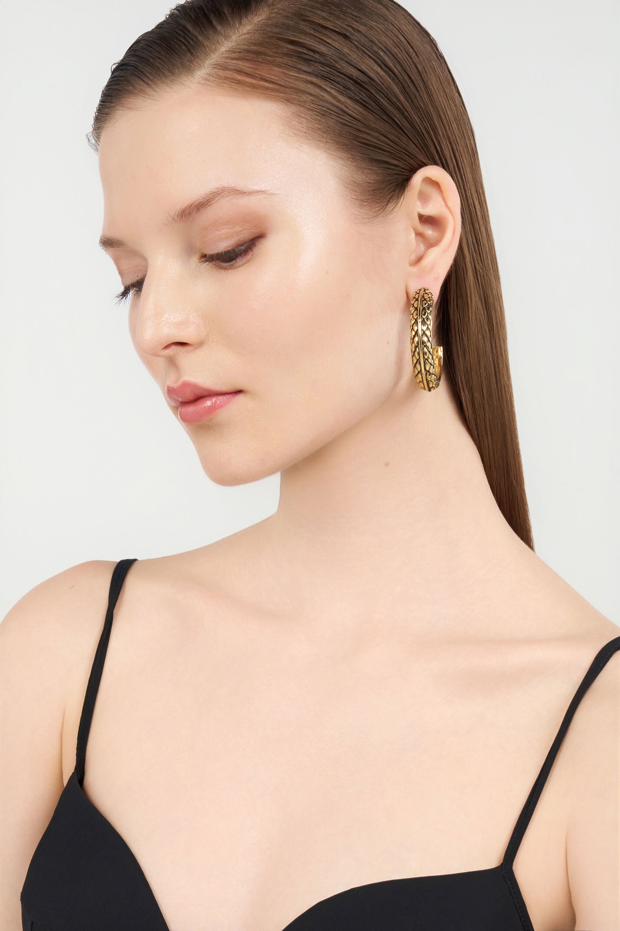 RC Gold Serpentine Earrings OLD GOLD WKG006-AM001