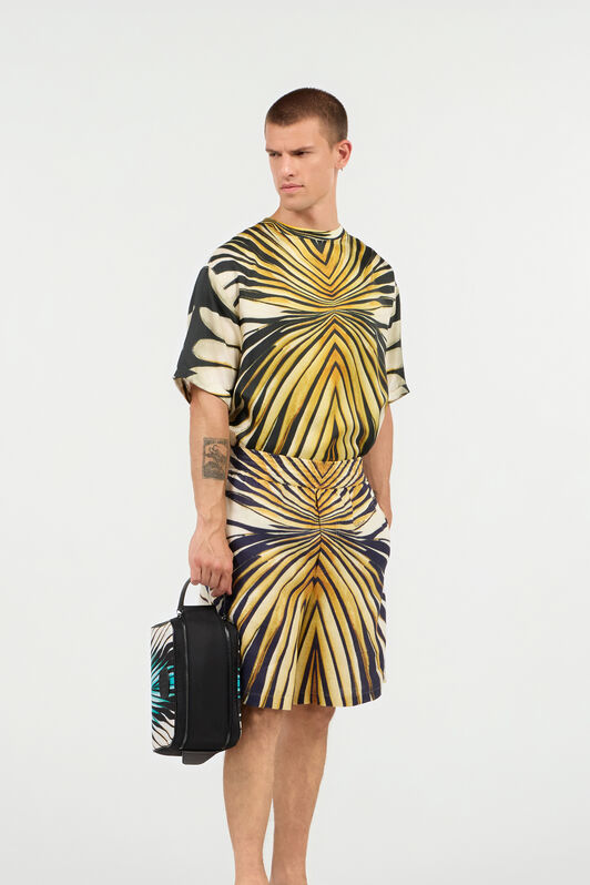 RC Ray Of Gold Print Linen Bermuda RC Ray Of Gold Print Linen Bermuda BLACK IVORY TRT270-3HM70