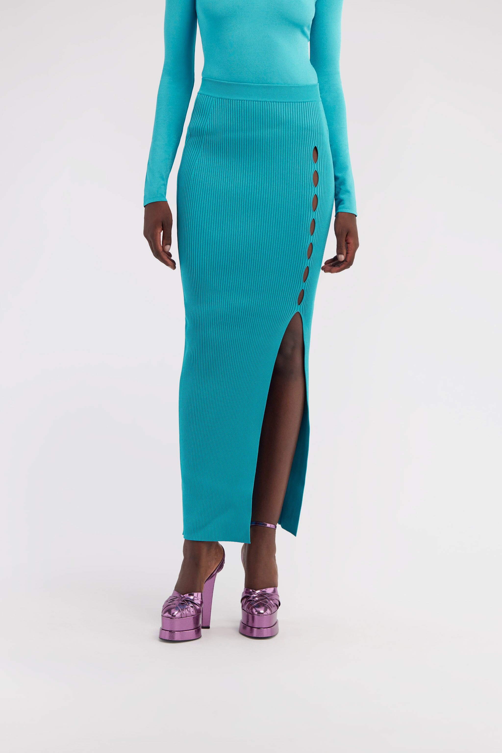 RC Ribbed long skirt with cut-out Light blue RKM301-MG011