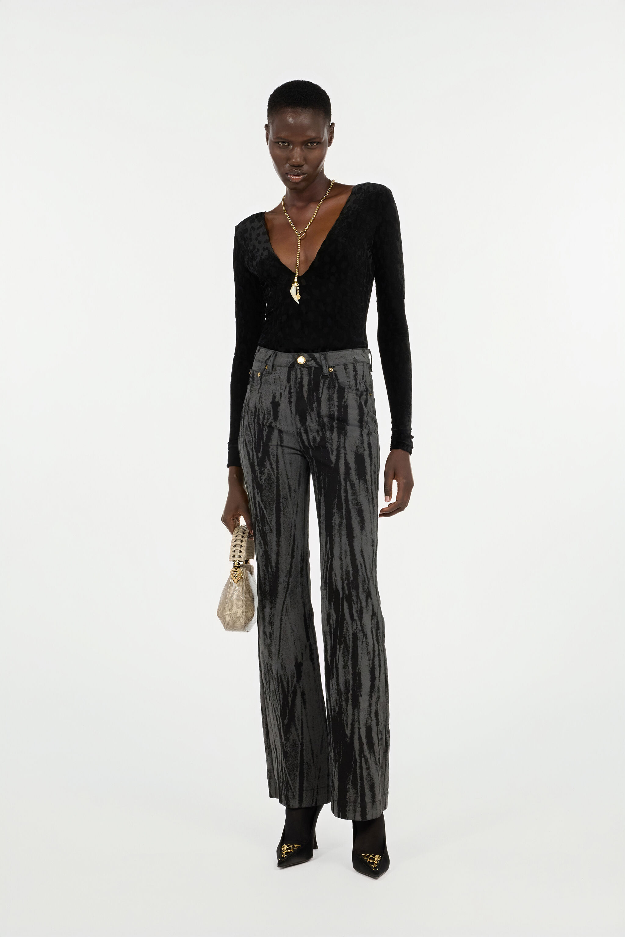 RC Black Denim Jeans With A Streak Effect Black VWJ221-DE013