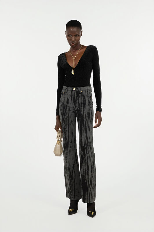 RC Black Denim Jeans With A Streak Effect RC Black Denim Jeans With A Streak Effect Black VWJ221-DE013