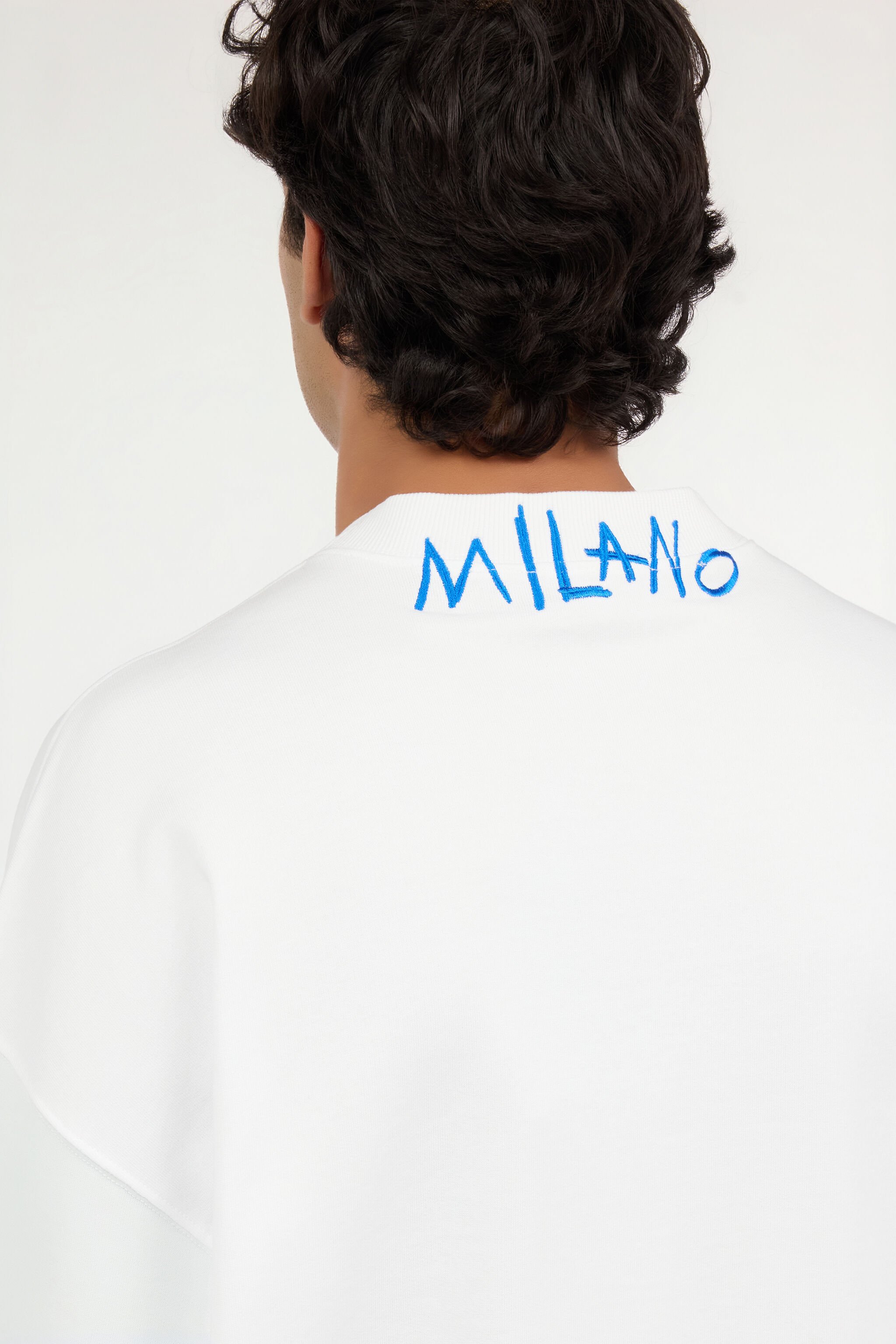 JC Sweatshirt aus Baumwolle mit Graffiti-Logo WHITE VFT086-VF130